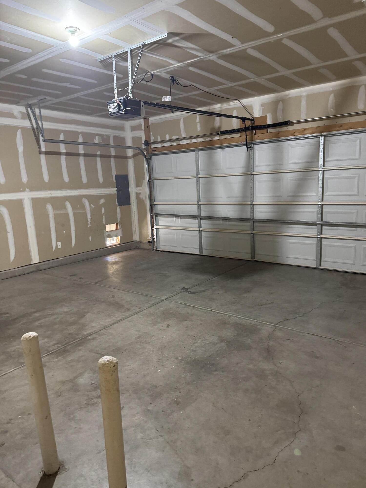 Photo 5 — 256 Glenridge Park Lane NE