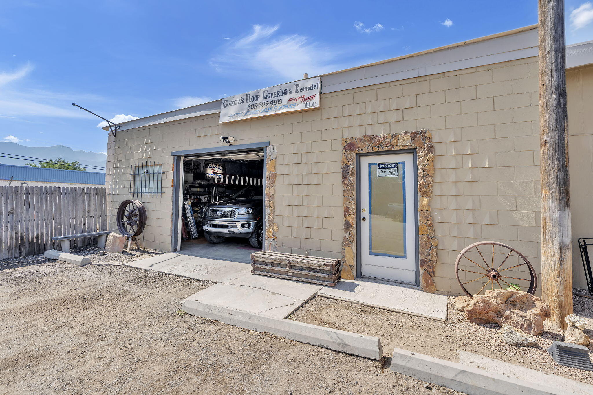 Photo 12 — 860 S Camino Del Pueblo