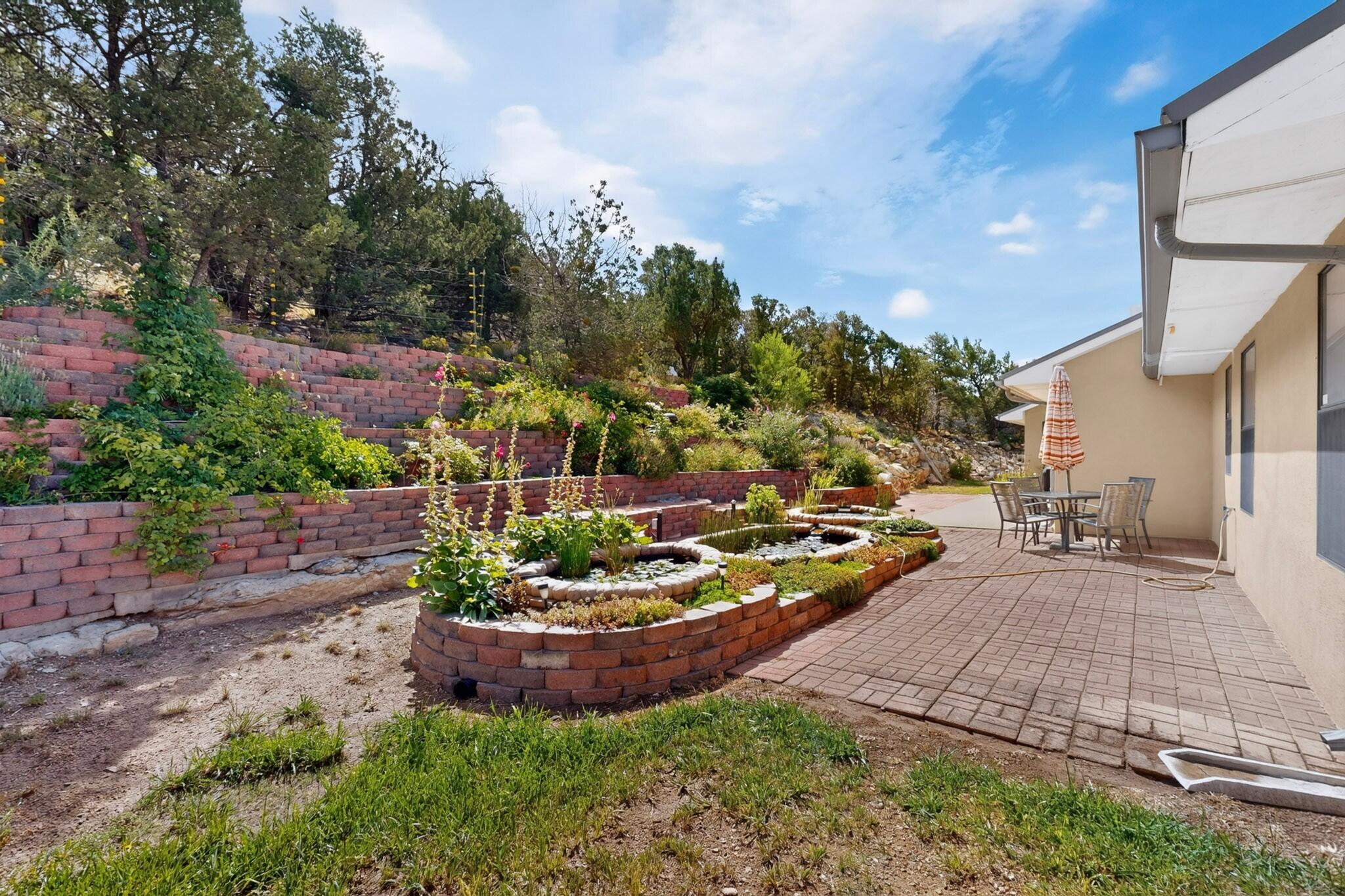 Photo 9 — 51 Crestview Road