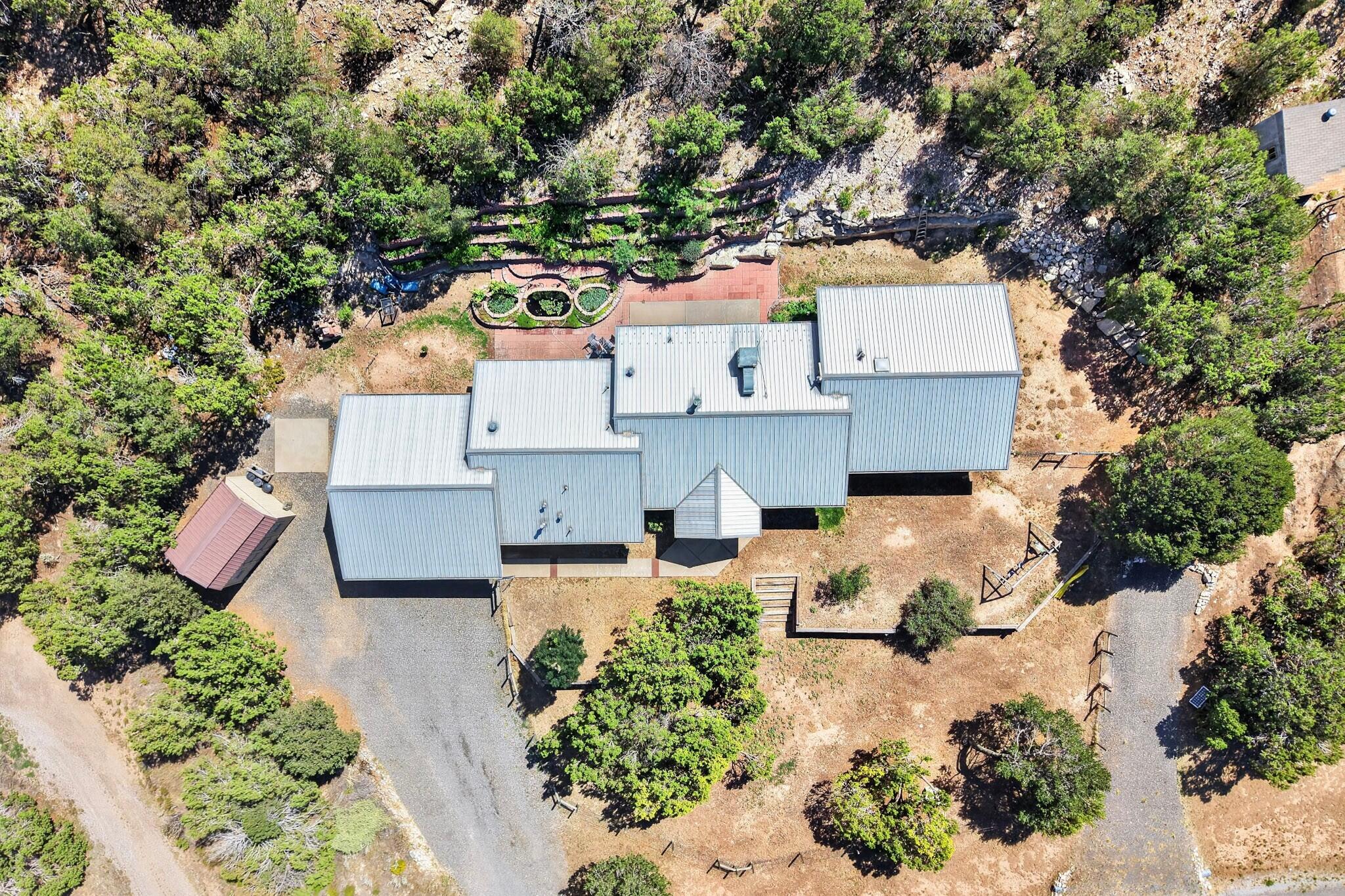 Photo 2 — 51 Crestview Road