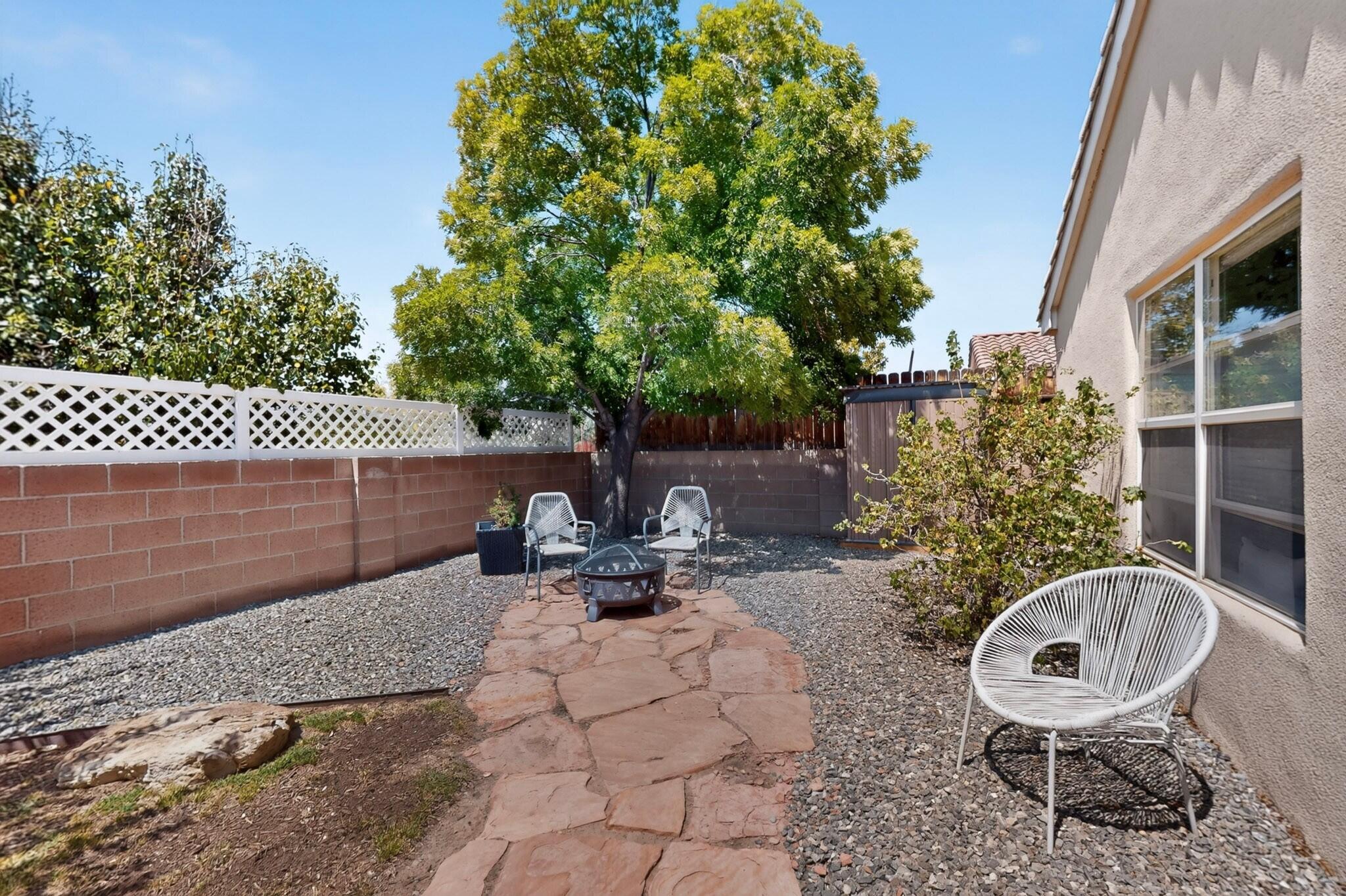 Photo 5 — 4428 Alpine Circle SE