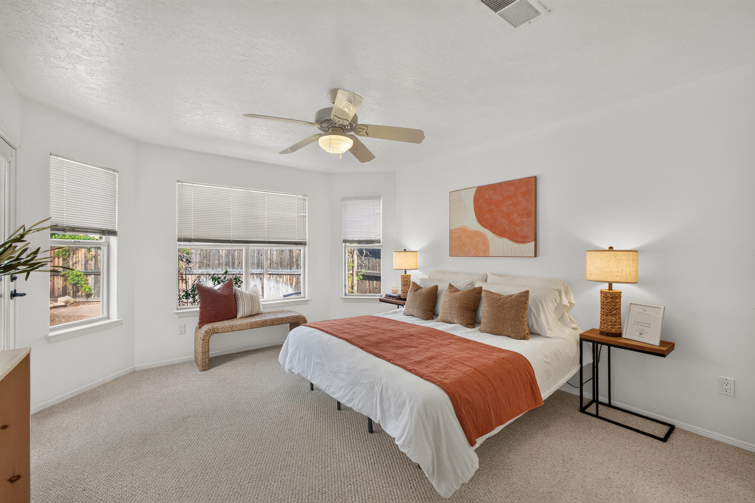 Photo 19 — 6912 Los Alisos Court NW