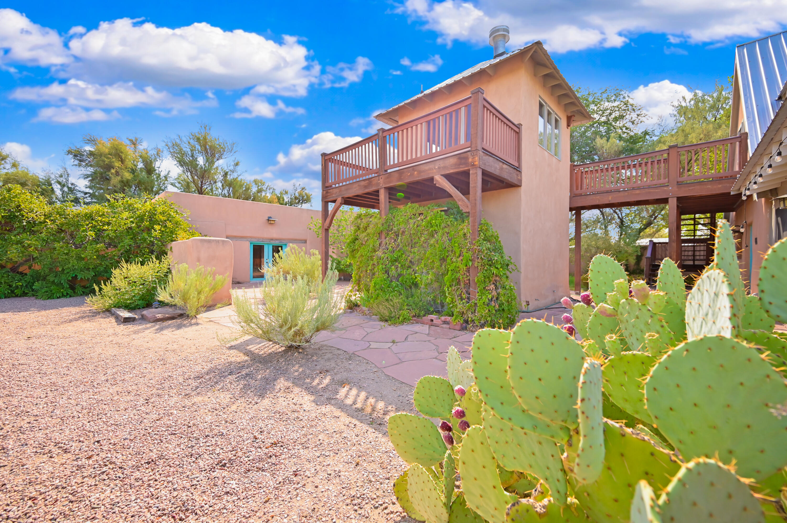 Photo 13 — 60 Desert Willow Road