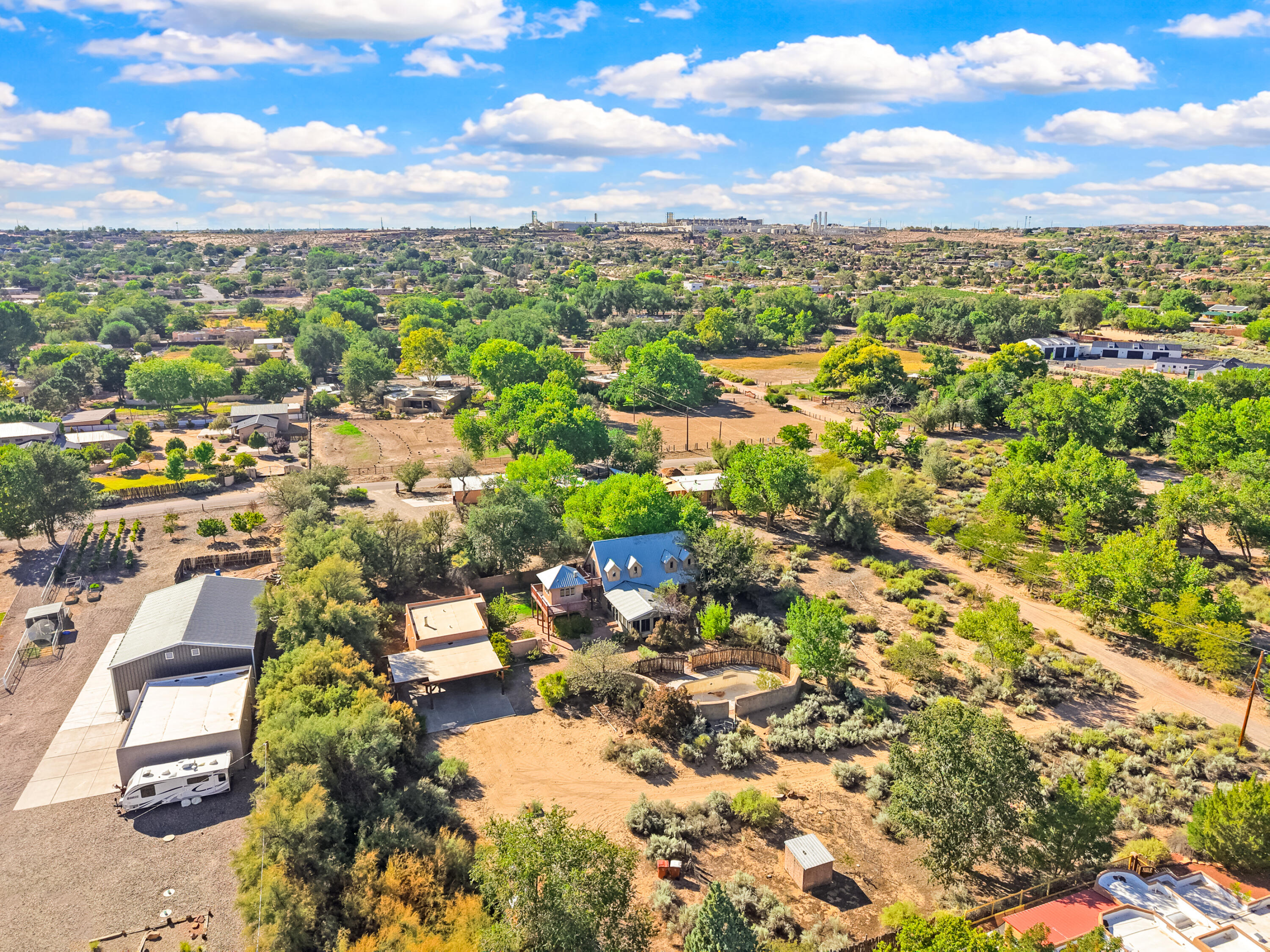 Photo 5 — 60 Desert Willow Road