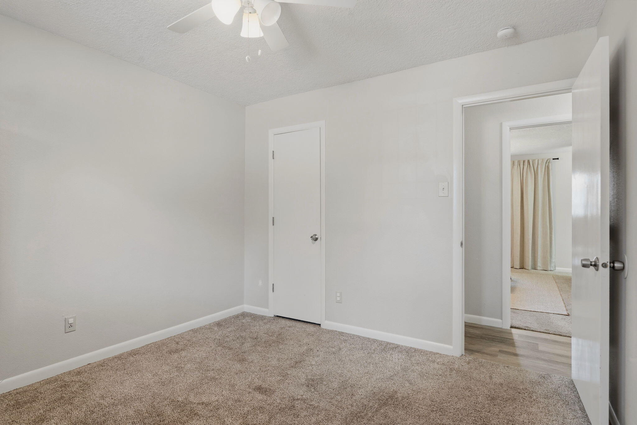 Photo 16 — 6413 Colleen Avenue NE