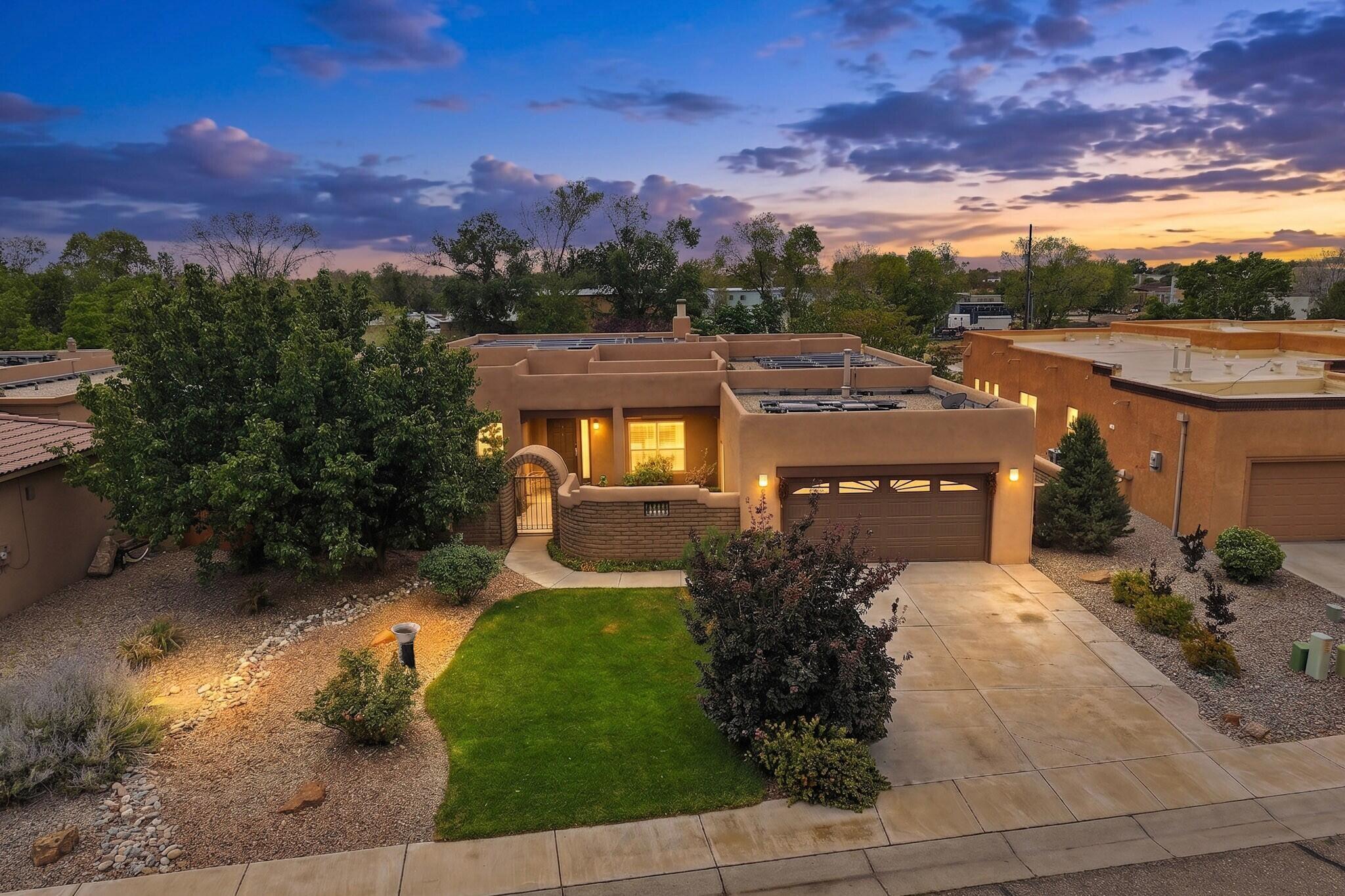 316 Cielito Lindo Place NW