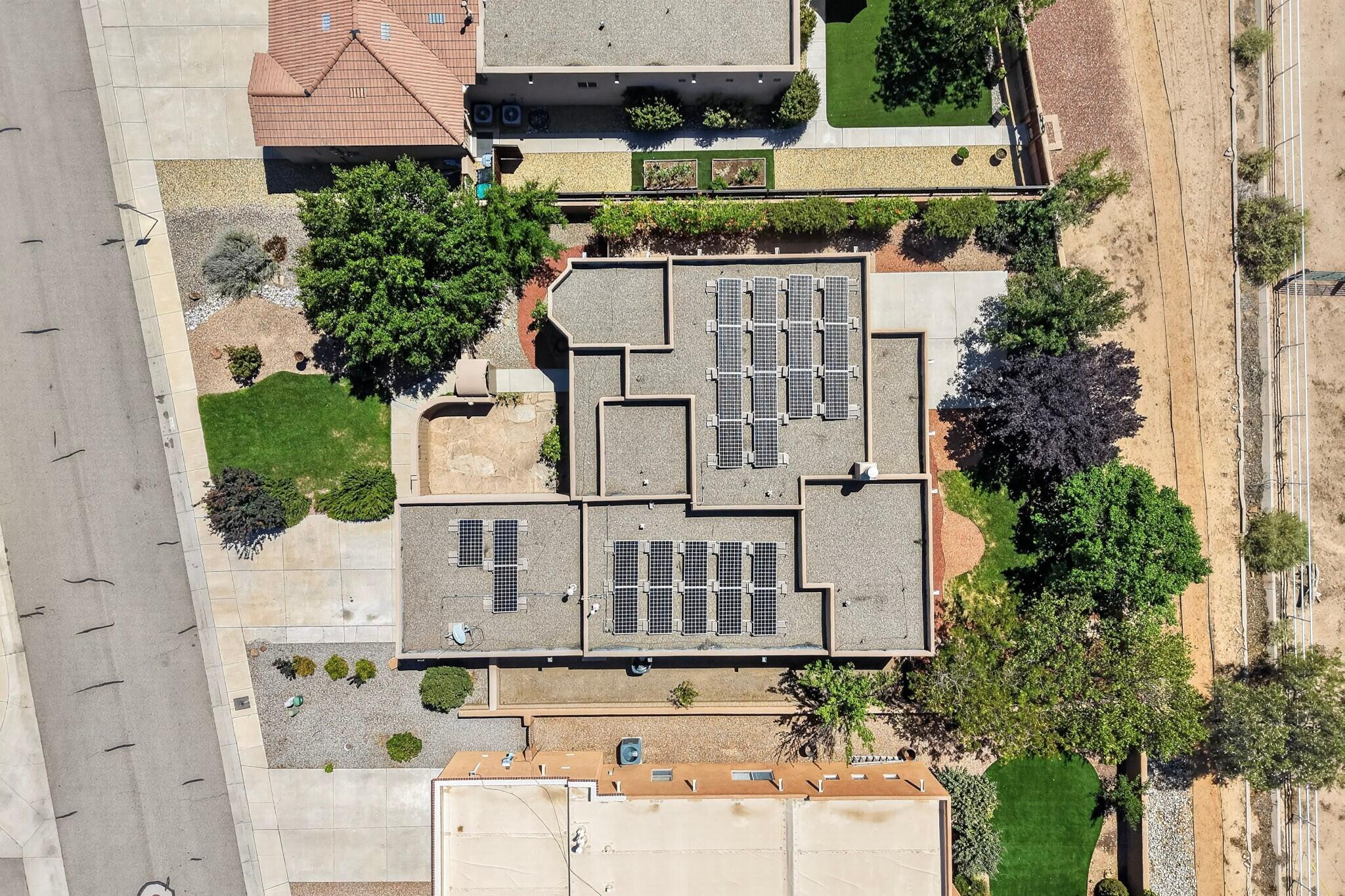 Photo 5 — 316 Cielito Lindo Place NW