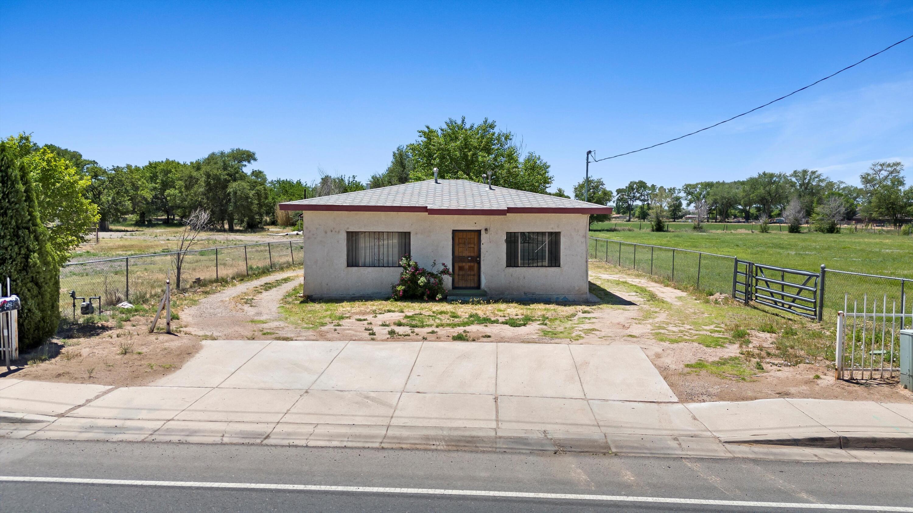 Photo 18 — 1227 E River Road