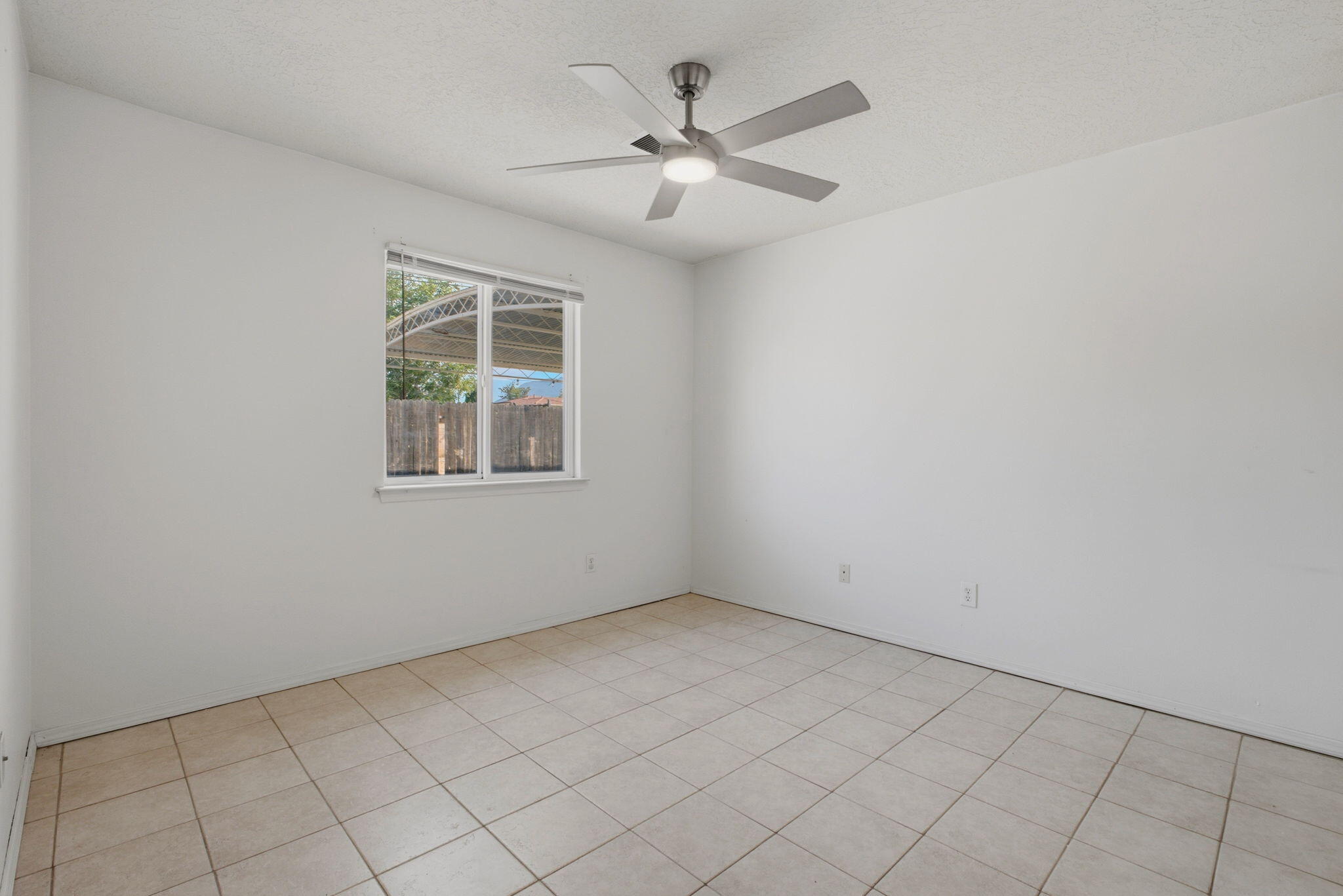 Photo 13 — 9329 Shoshone Road NE