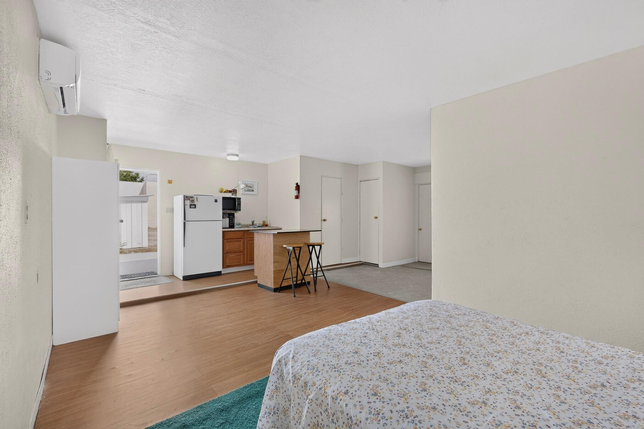 Photo 15 — 2723 Sierra Drive NE