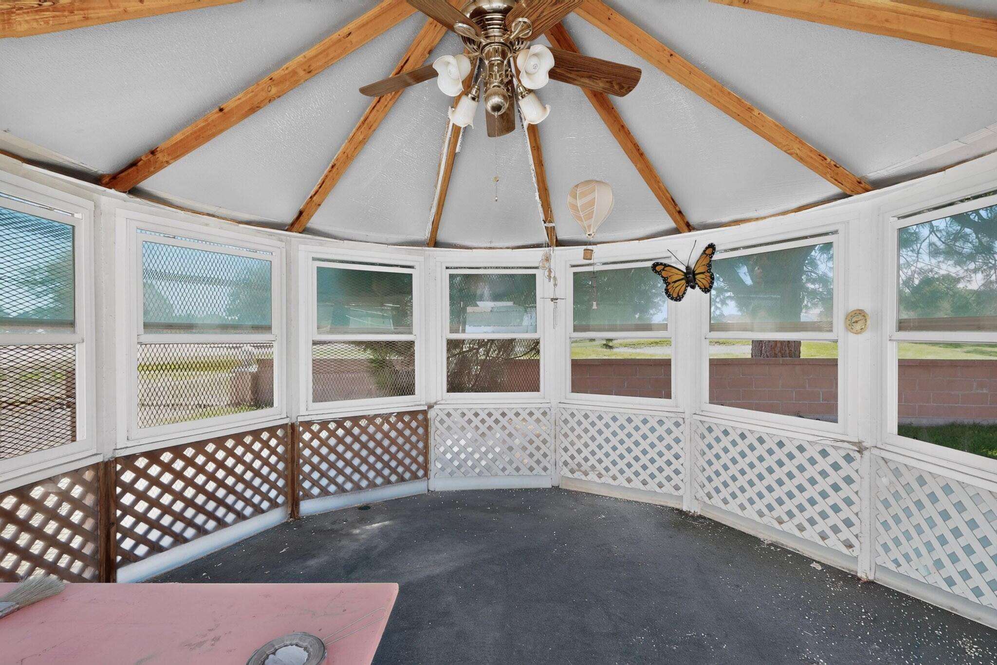 Photo 5 — 606 Willowbrook Lane