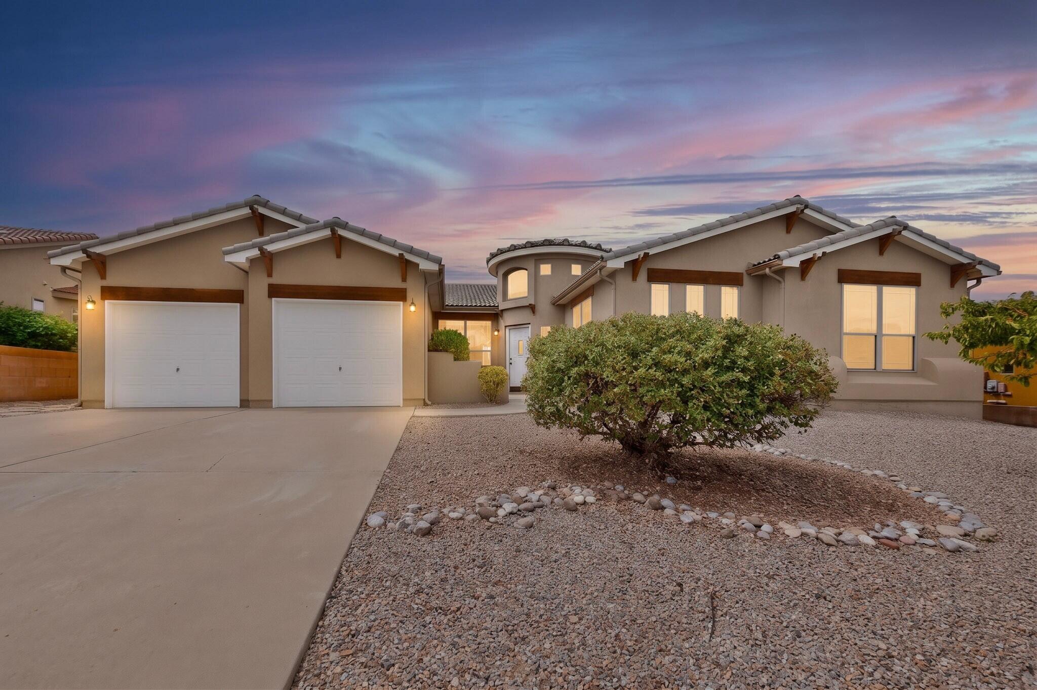857 Loma Pinon Loop NE, Rio Rancho, NM 87144