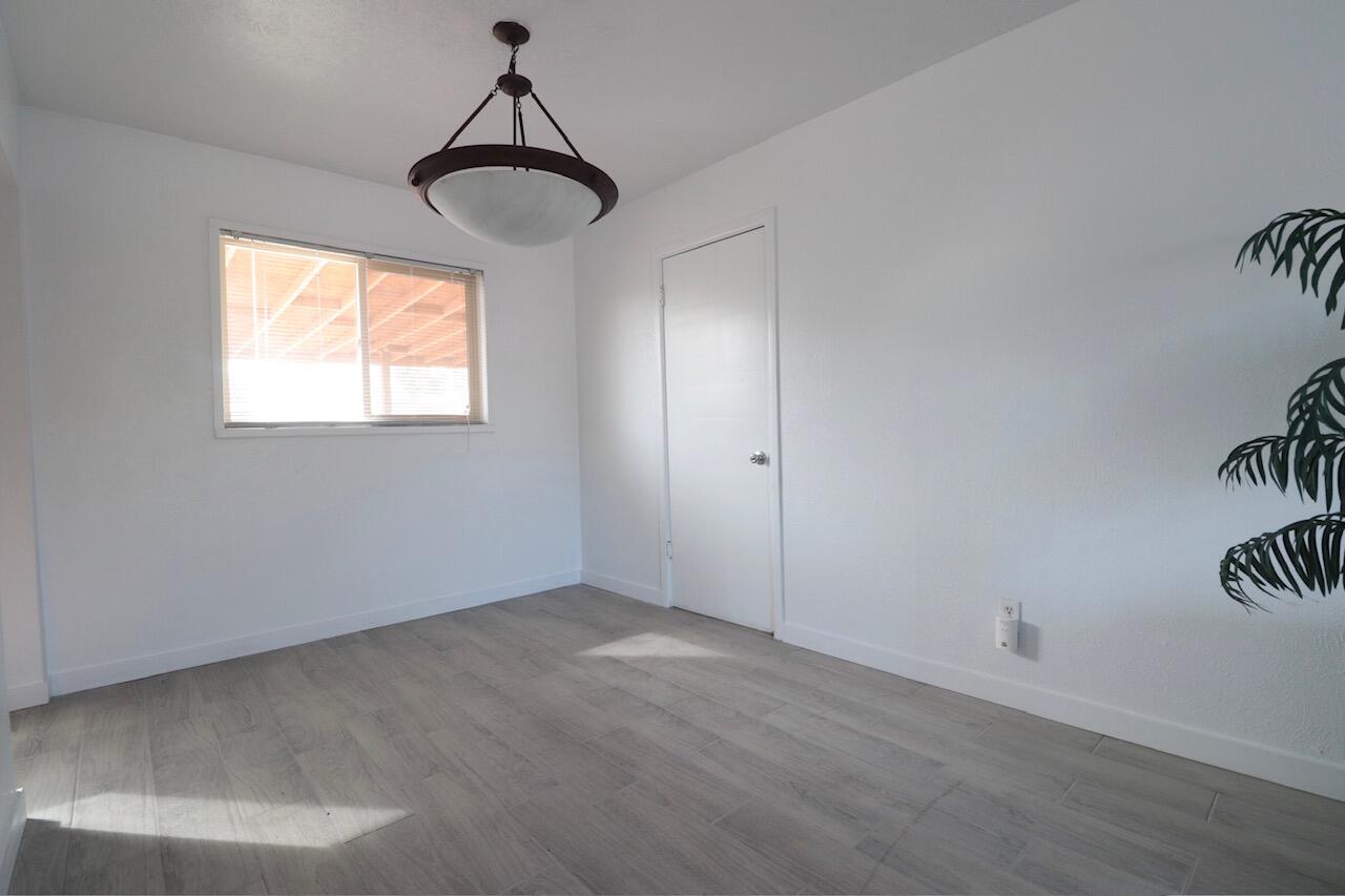 Photo 8 — 1123 Betts Street NE