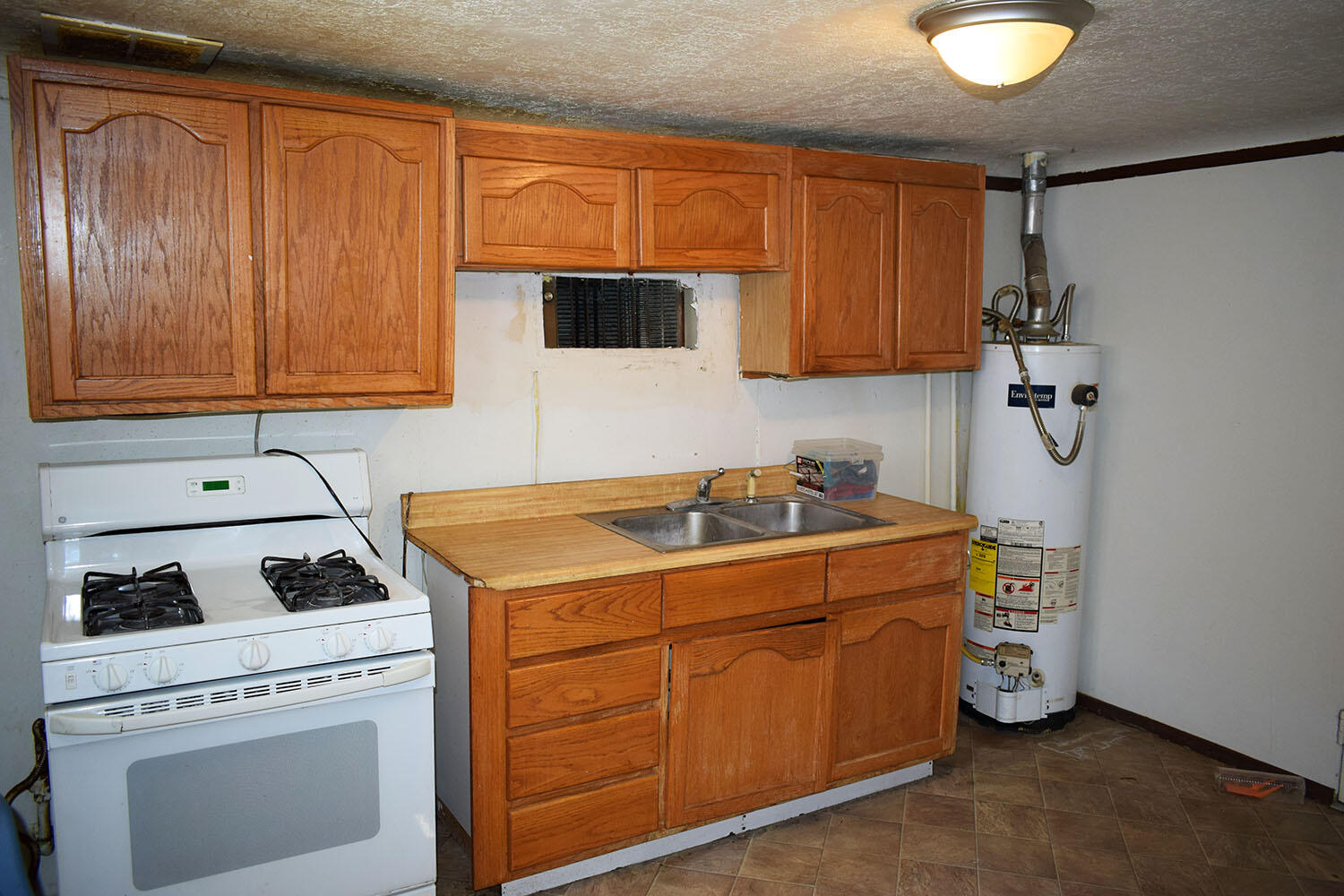 Photo 11 — 909 Pacific Avenue SW