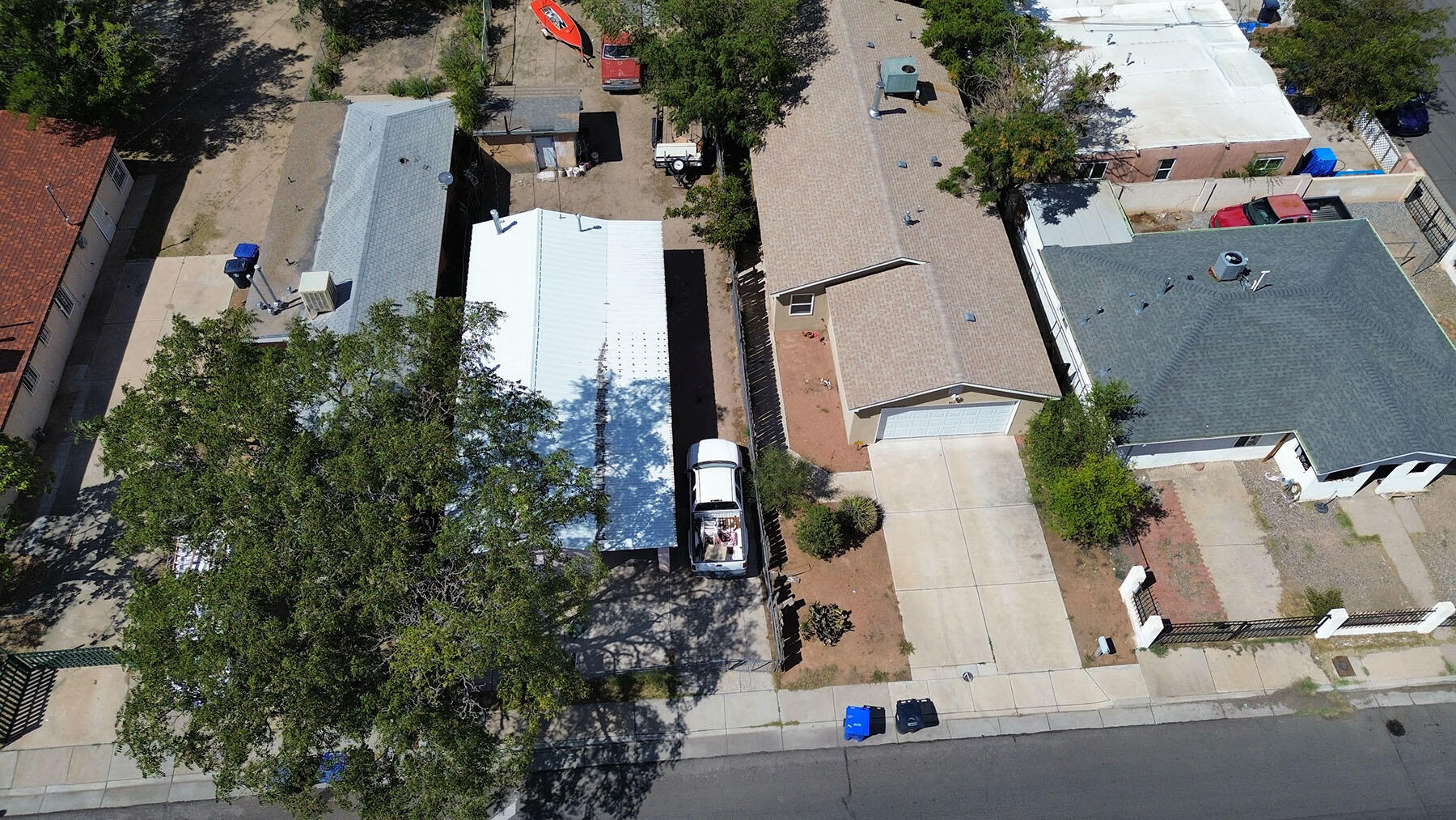 Photo 3 — 909 Pacific Avenue SW