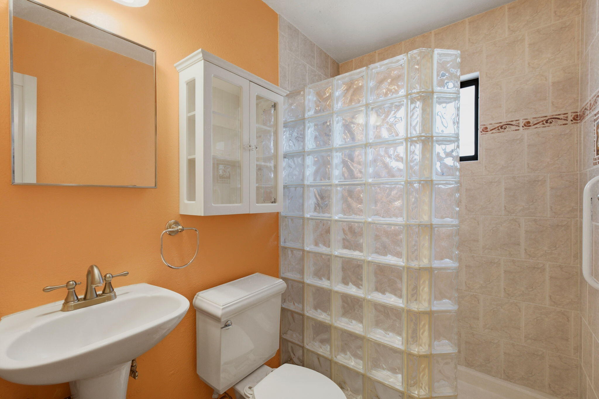 Photo 12 — 205 Natalie Avenue NW