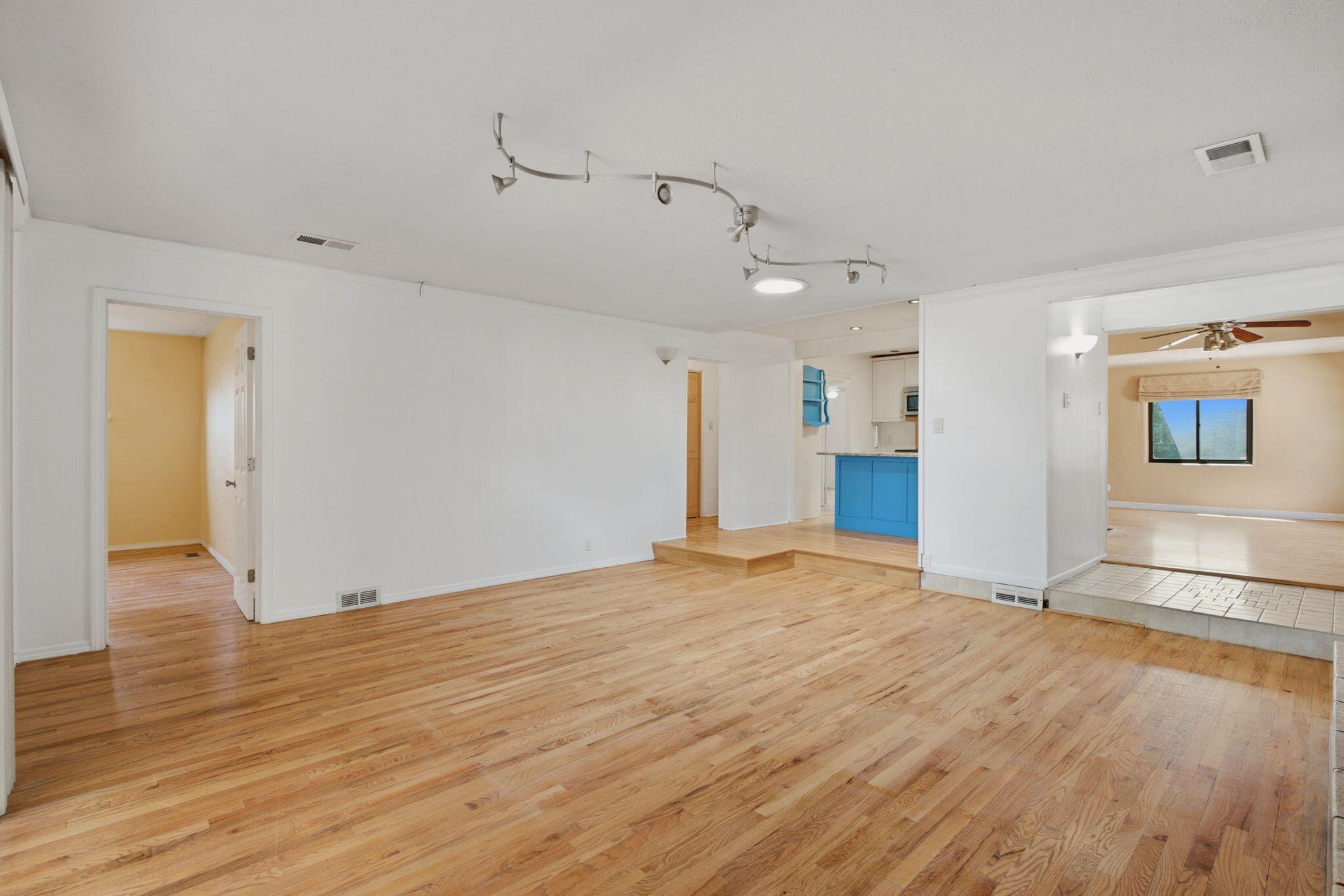 Photo 10 — 205 Natalie Avenue NW