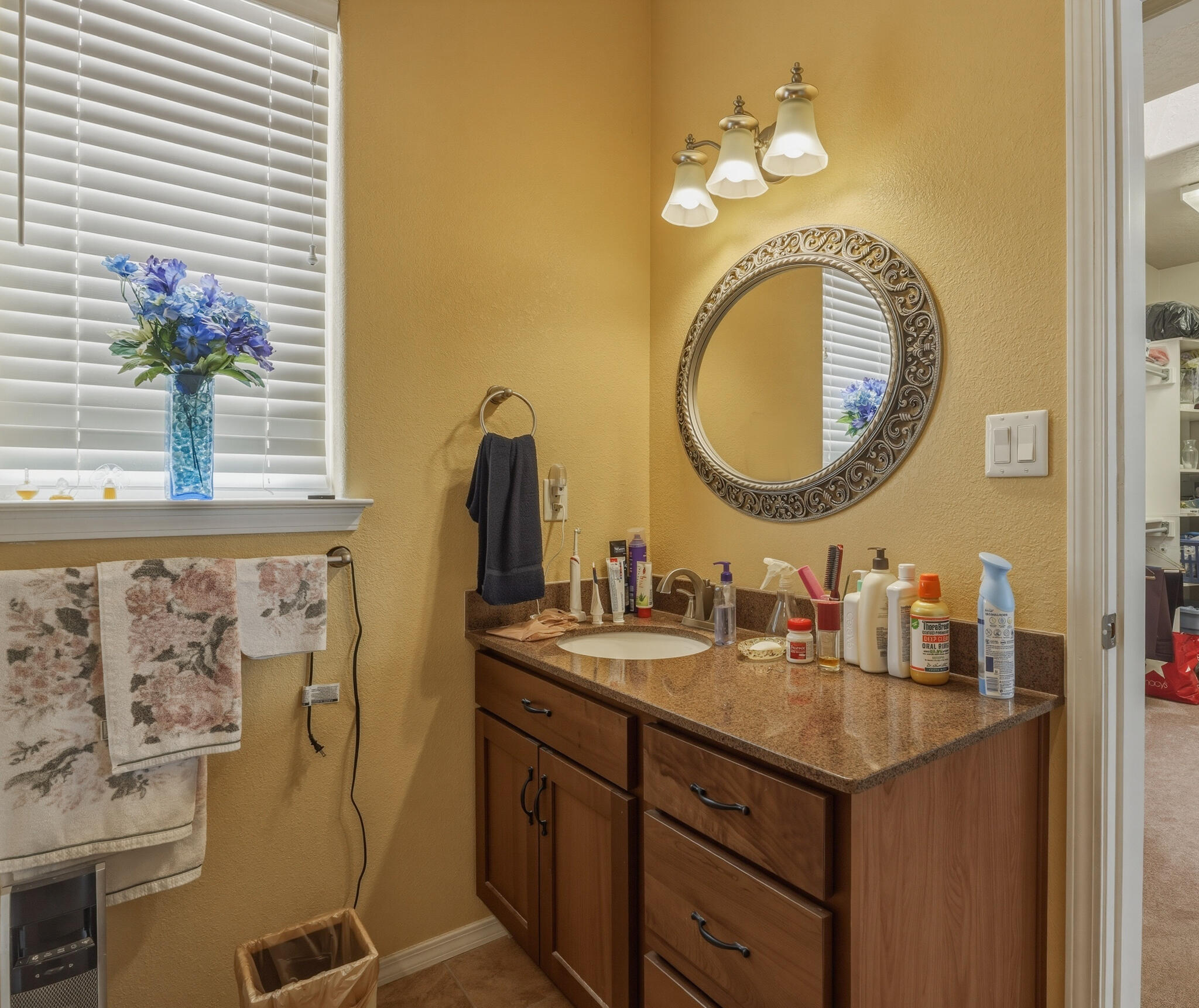 Photo 3 — 9174 Signal Avenue NE