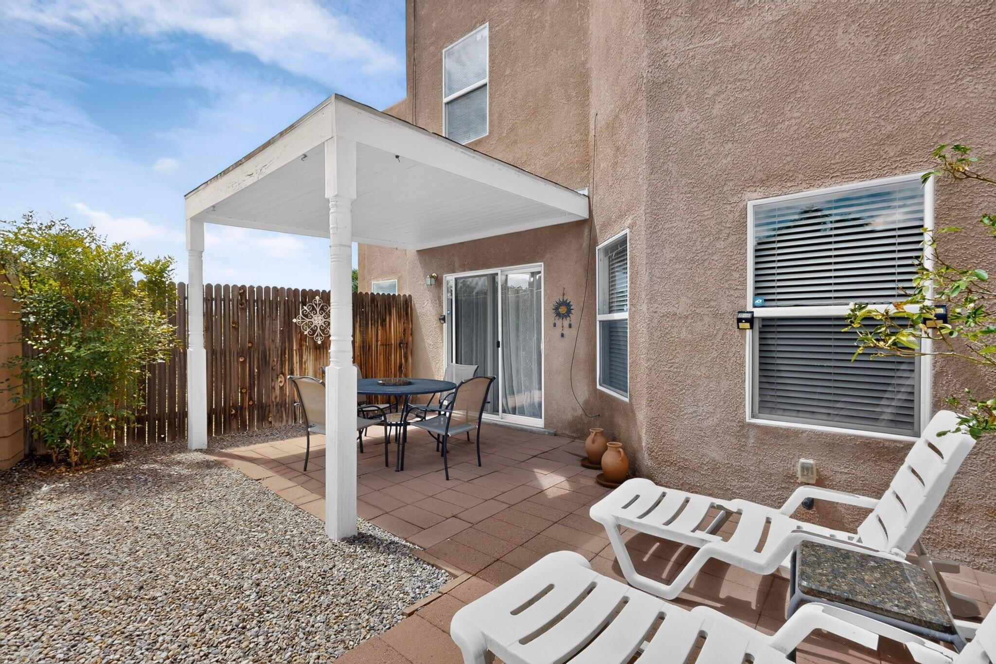 Photo 4 — 504 Kally Court NE