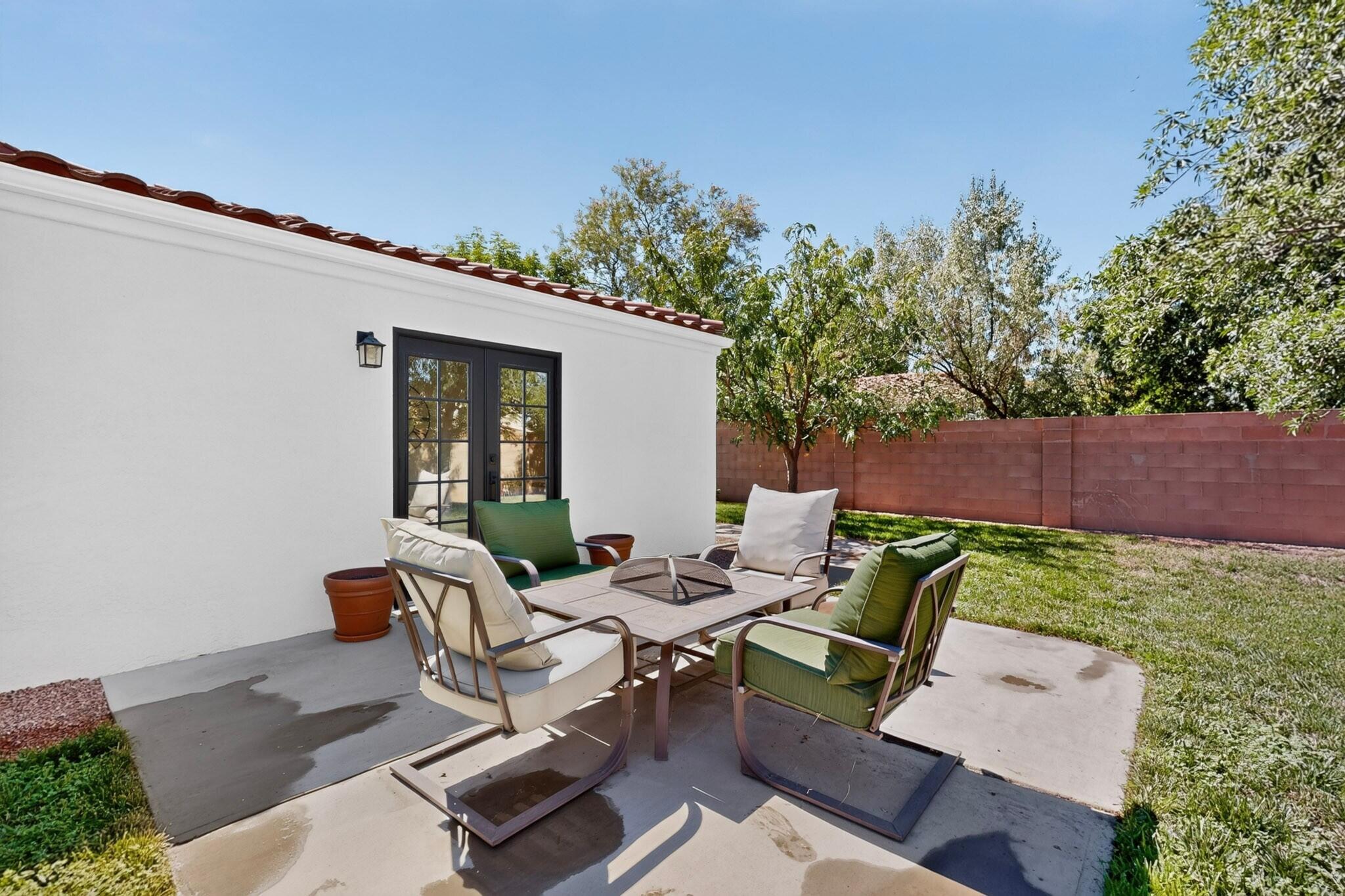 Photo 16 — 1304 Villa Campo NE