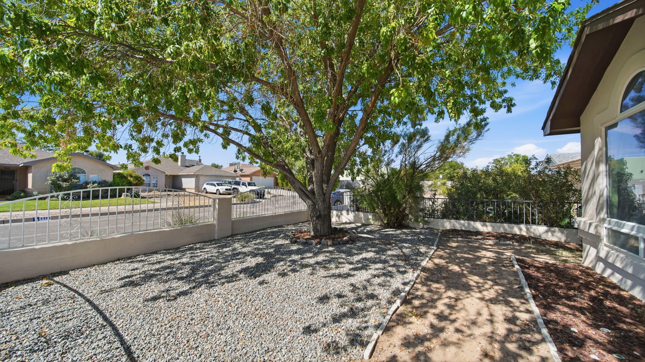 Photo 19 — 6905 Fresca Court NW