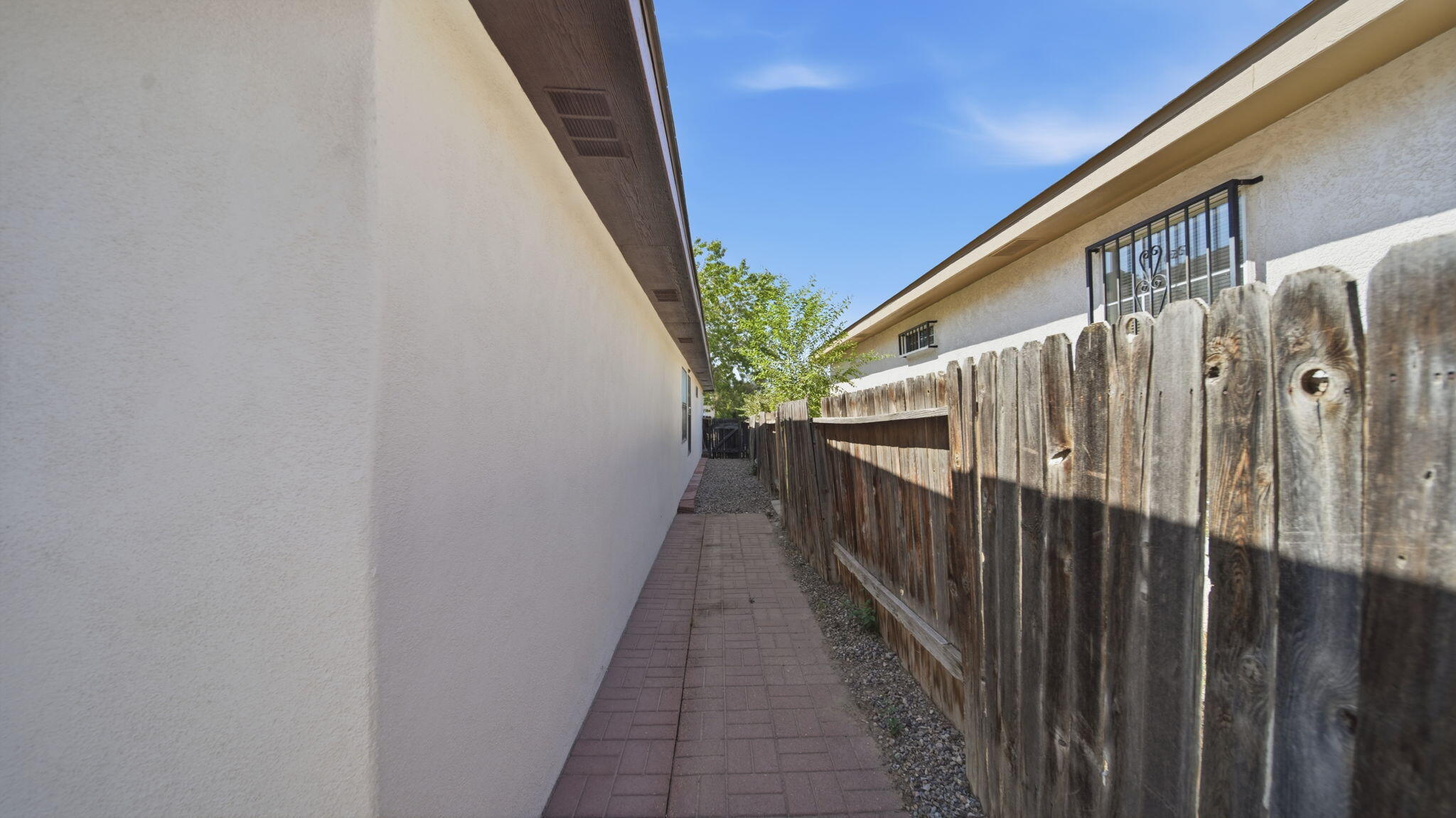 Photo 4 — 6905 Fresca Court NW