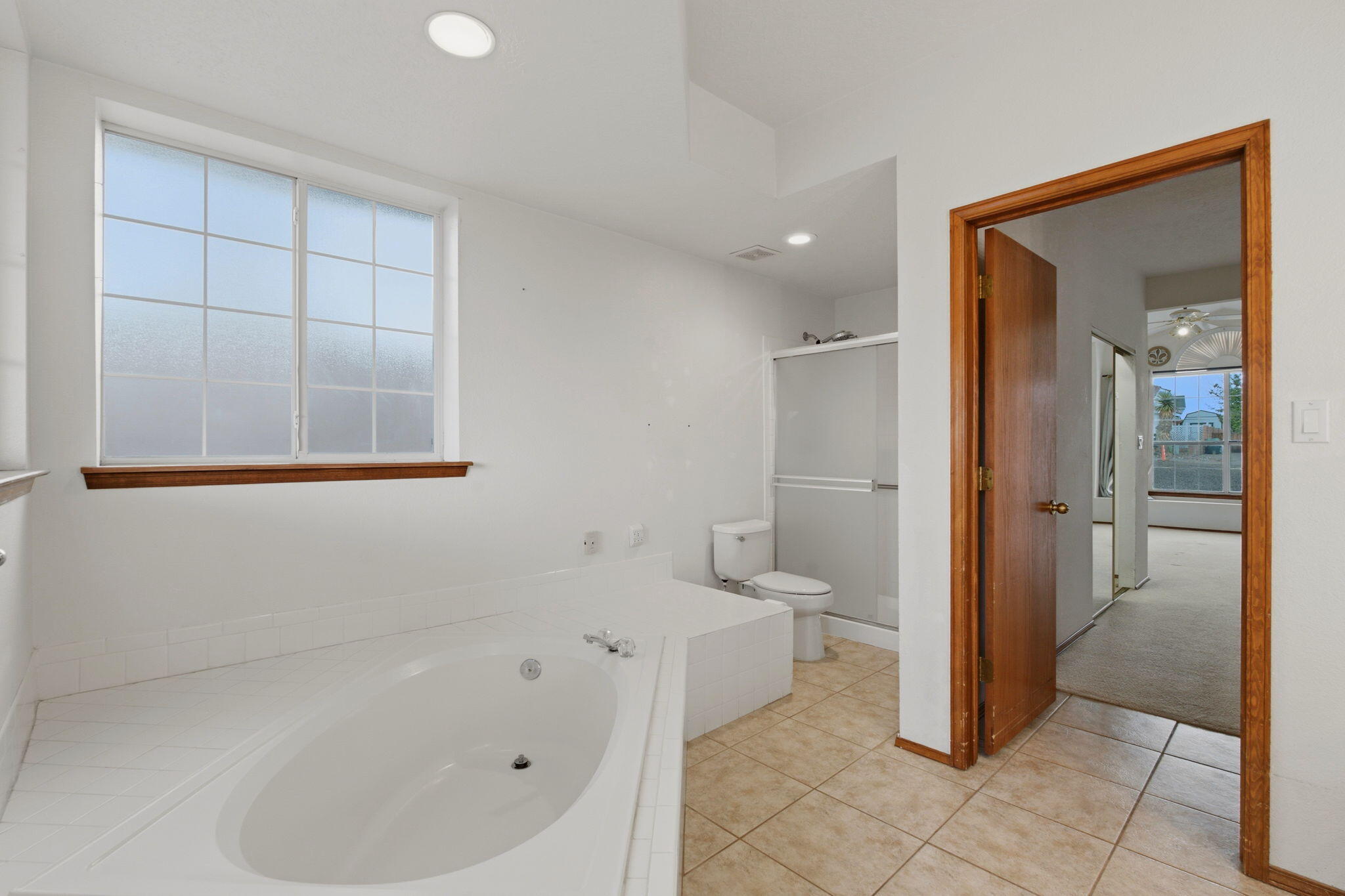 Photo 17 — 54 Acadia Court SE