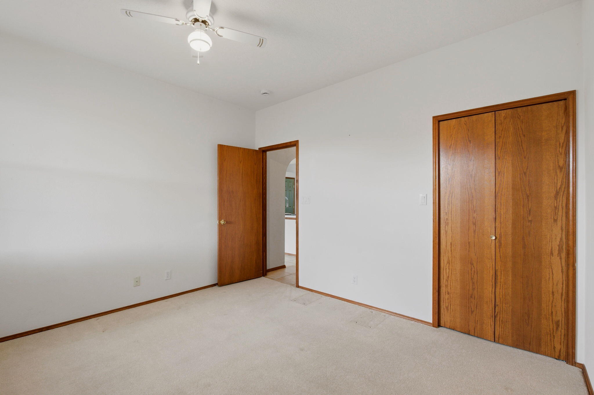 Photo 11 — 54 Acadia Court SE