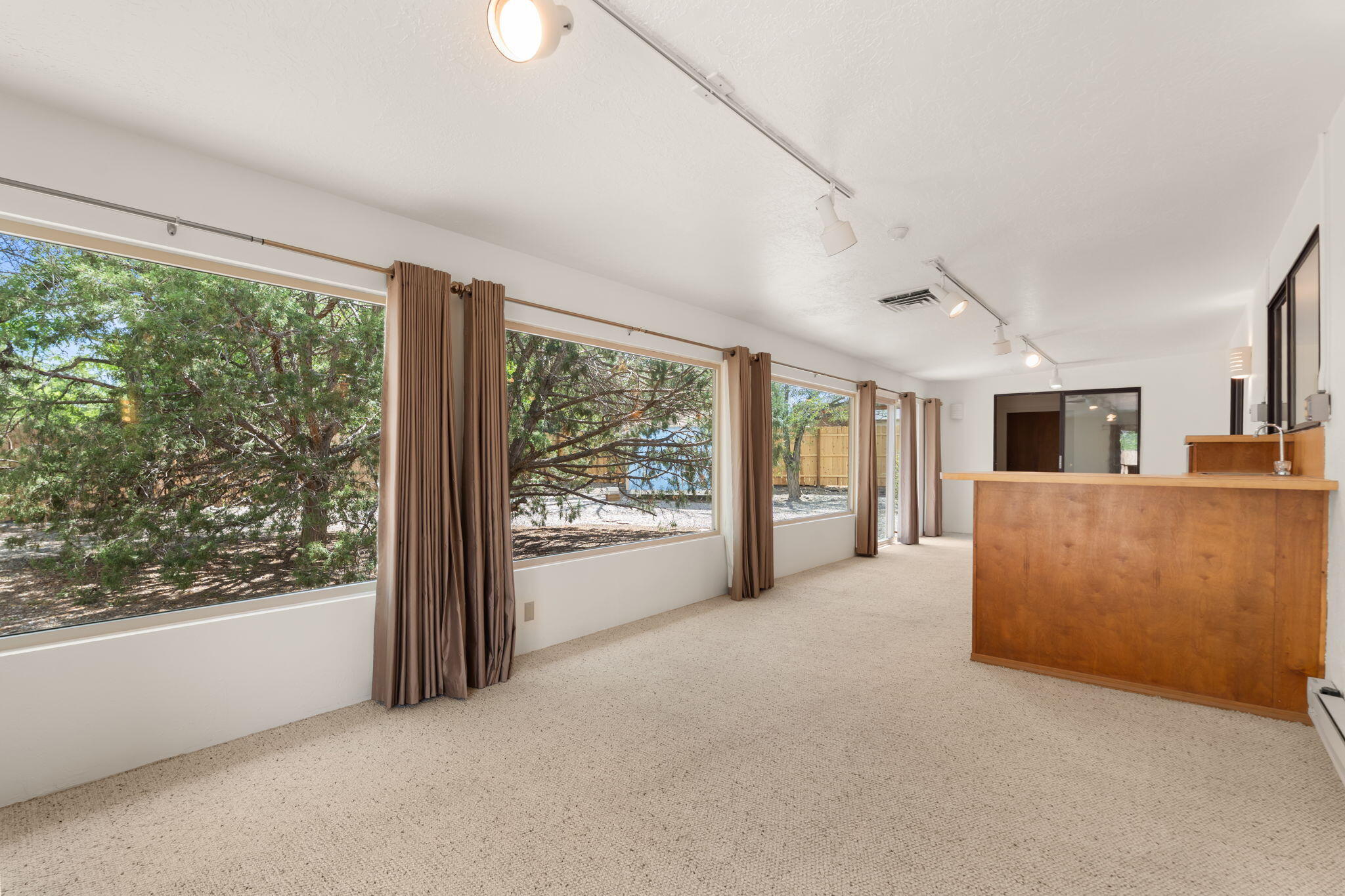 Photo 6 — 4700 N Sombrerete Road SE