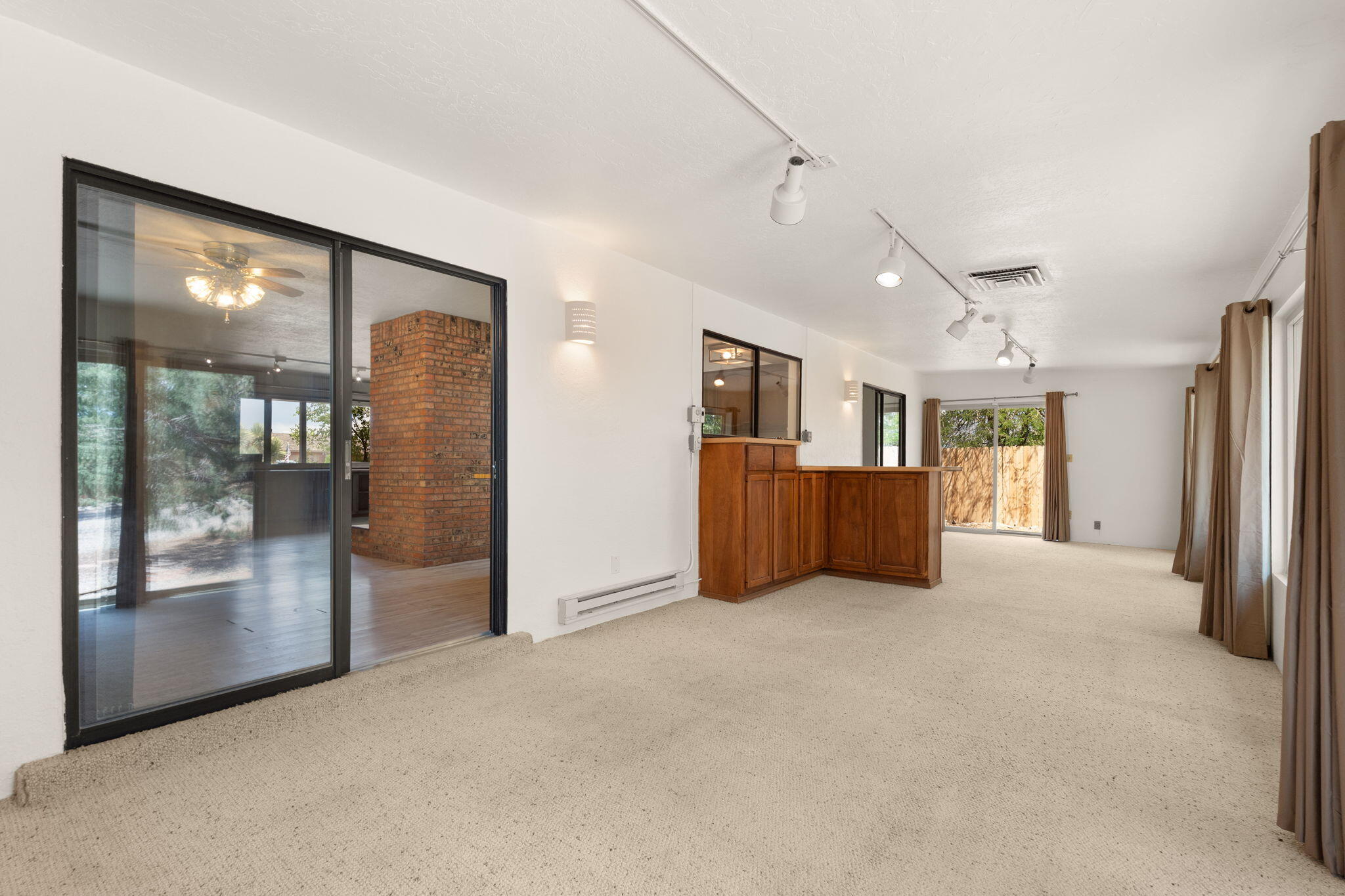 Photo 7 — 4700 N Sombrerete Road SE