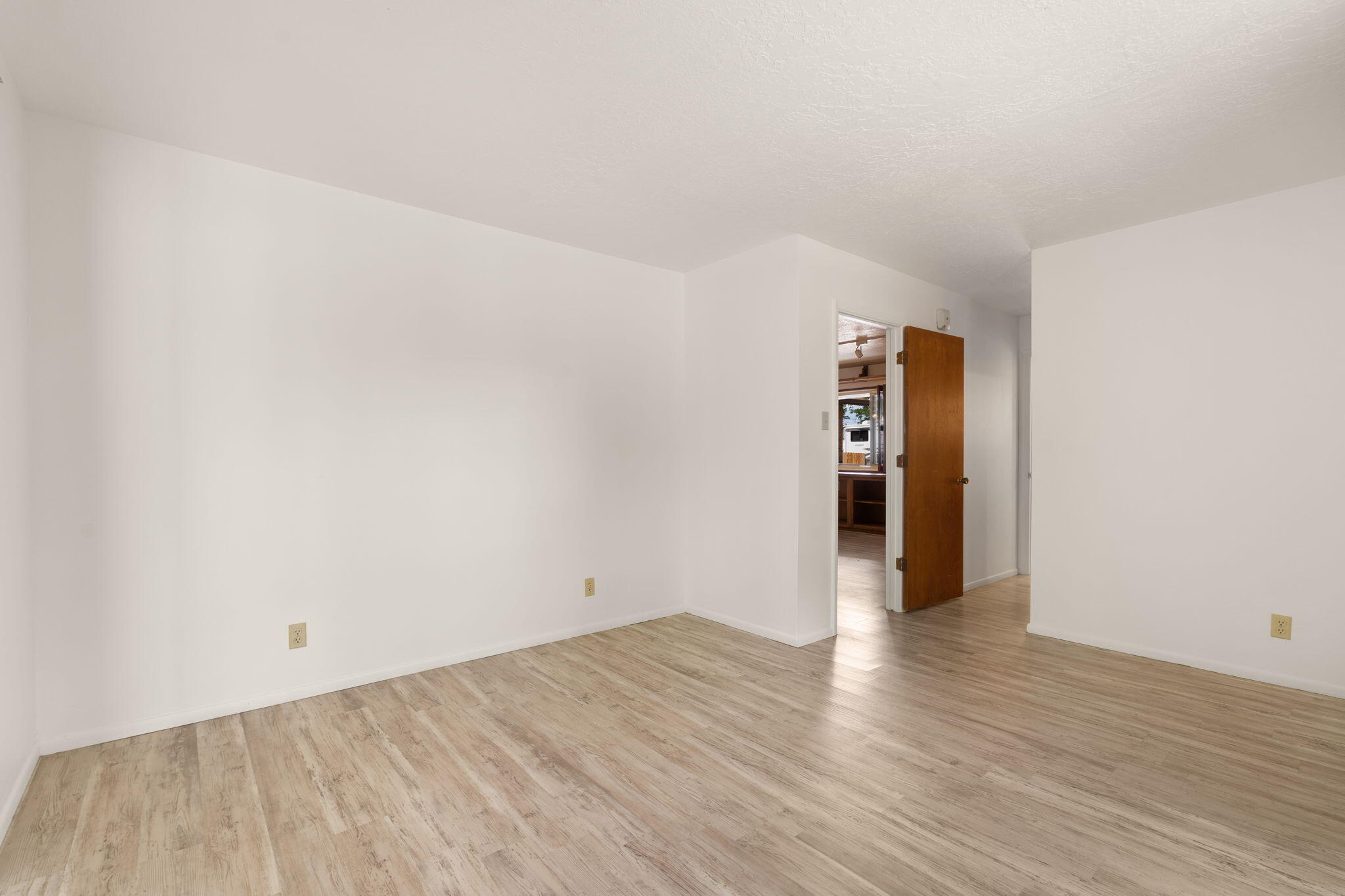 Photo 9 — 4700 N Sombrerete Road SE