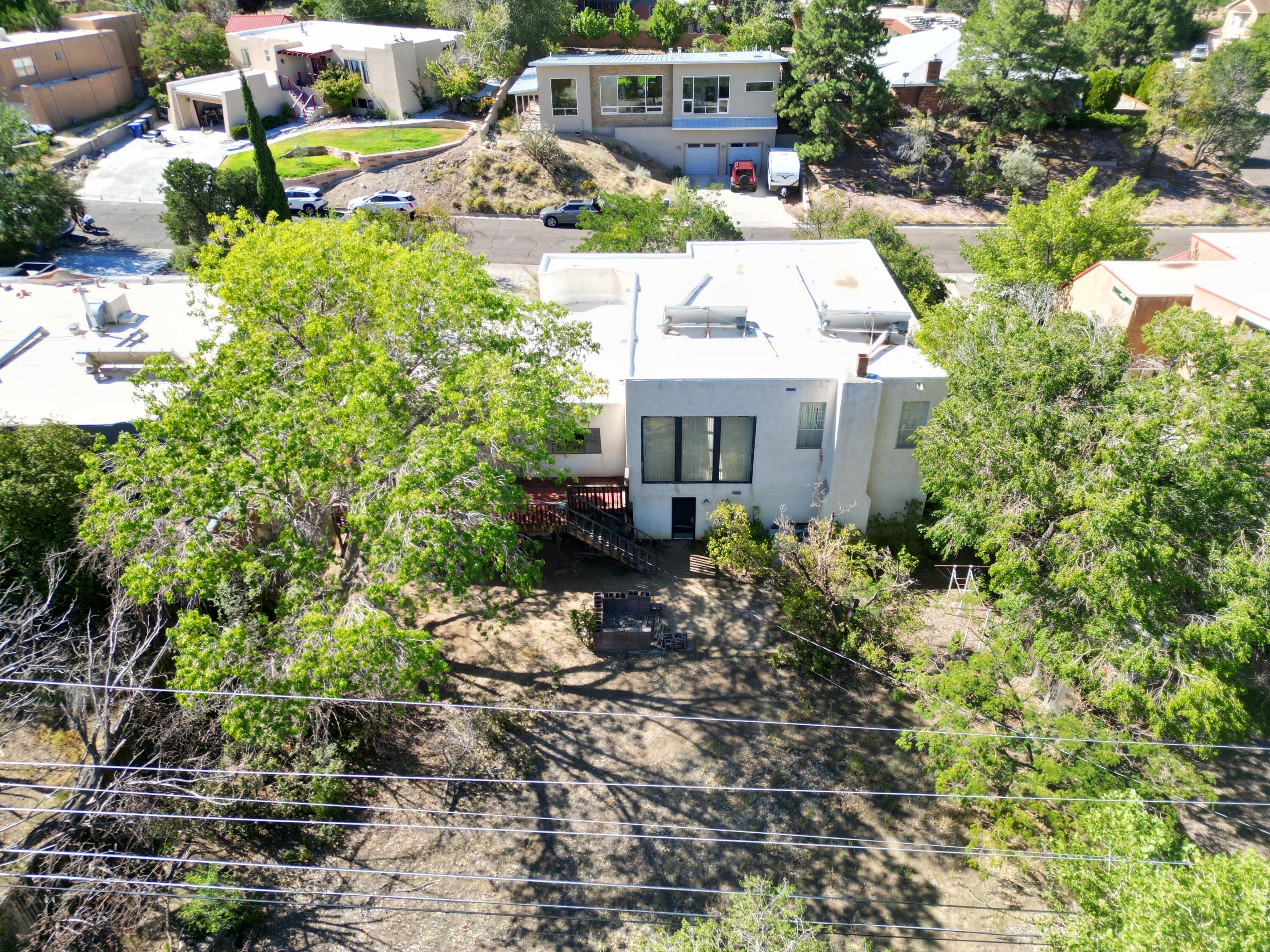 Photo 2 — 13207 Cedarbrook Avenue NE