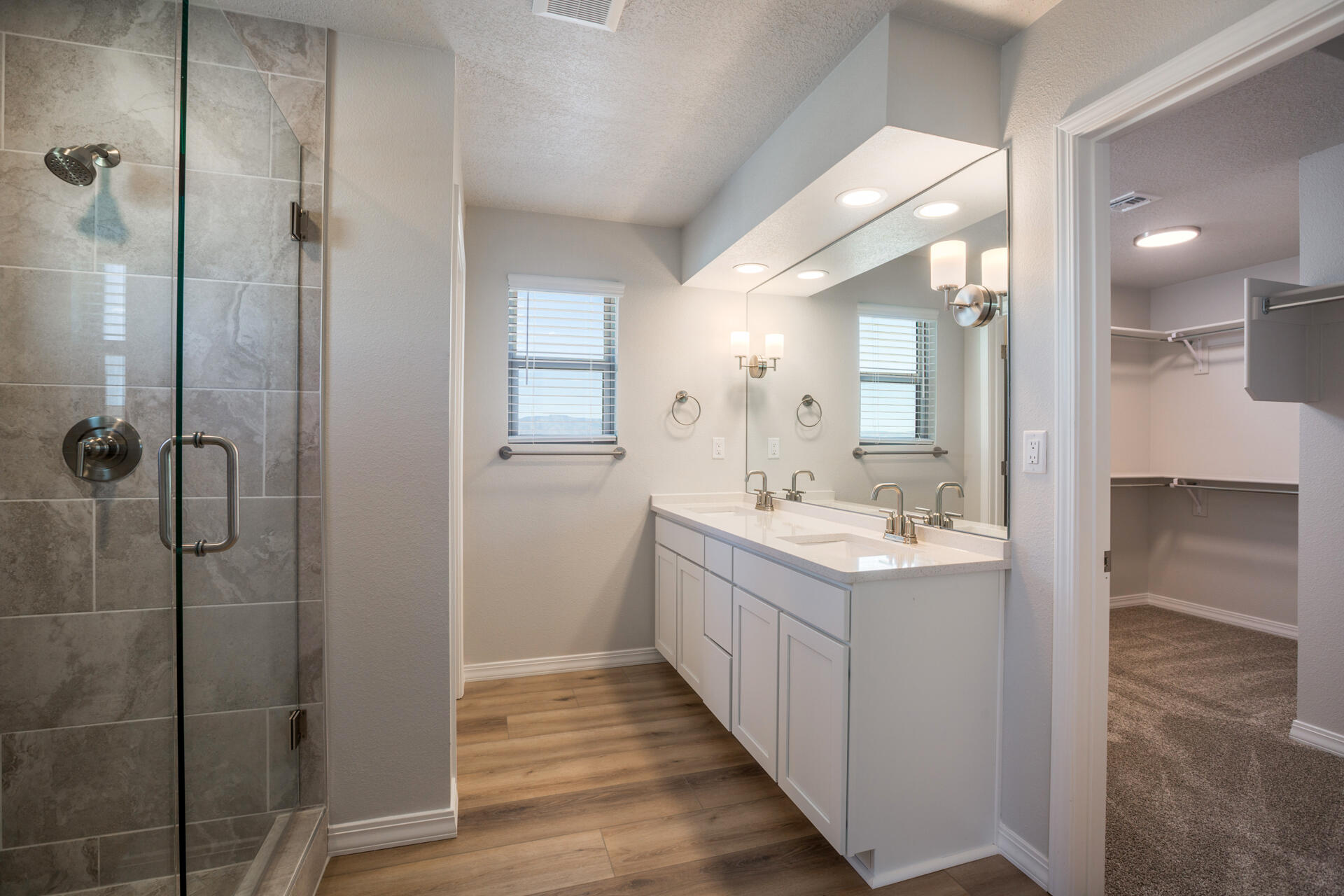 Photo 18 — 1517 Valle De Colores Street NW