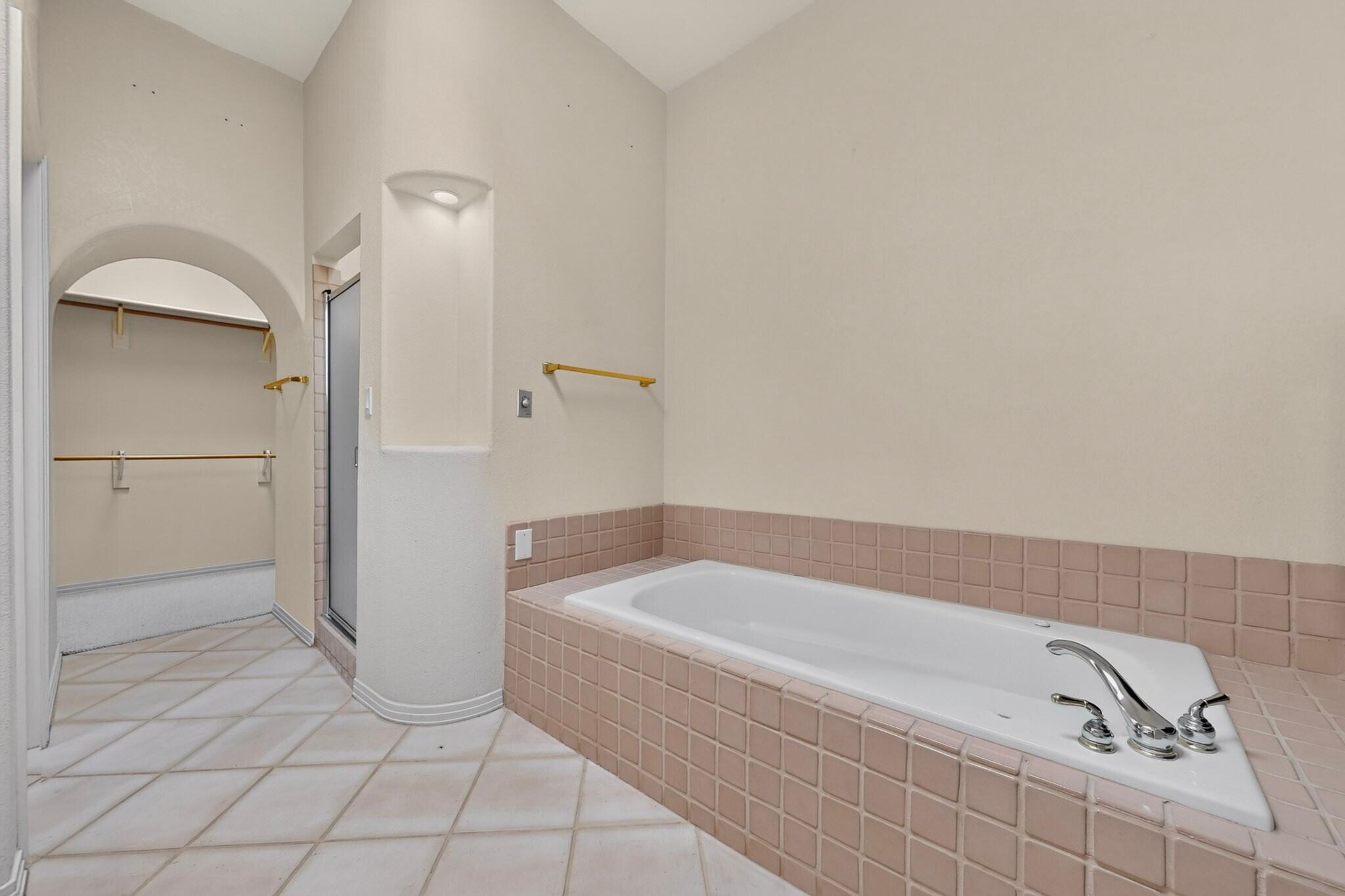 Photo 19 — 8242 Raintree Drive NE