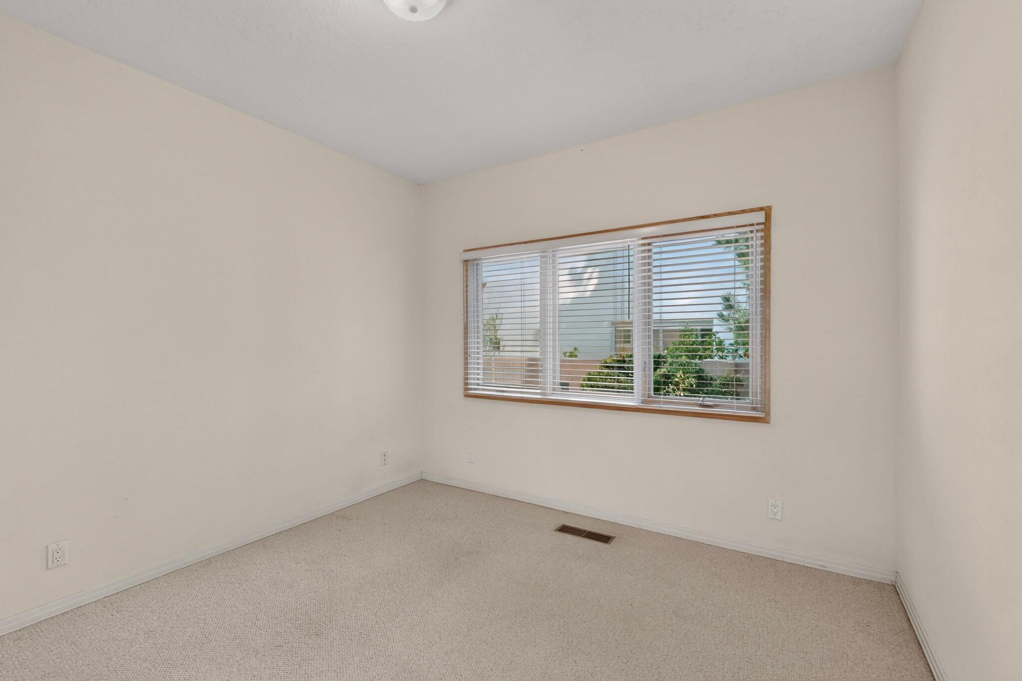Photo 10 — 8242 Raintree Drive NE