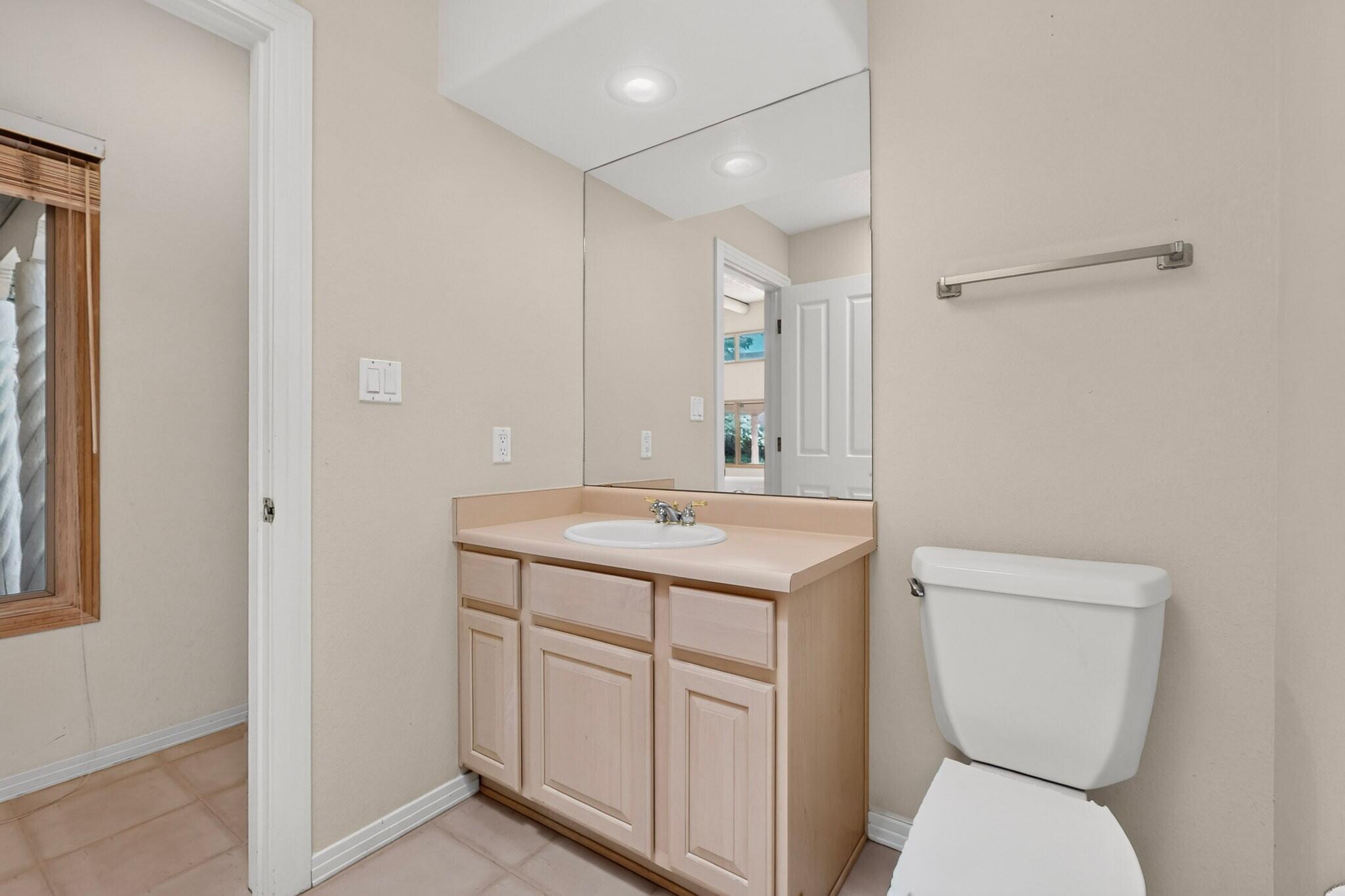 Photo 9 — 8242 Raintree Drive NE