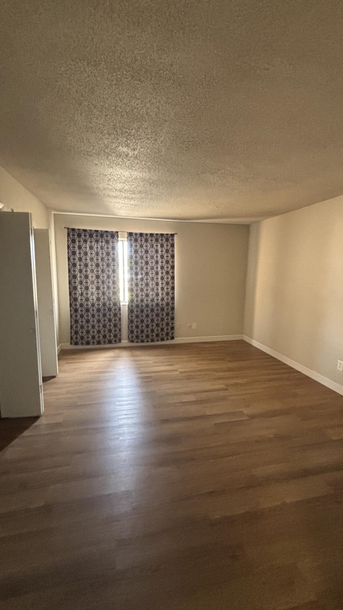 Photo 14 — 1355 Rio Rancho Boulevard SE APT B