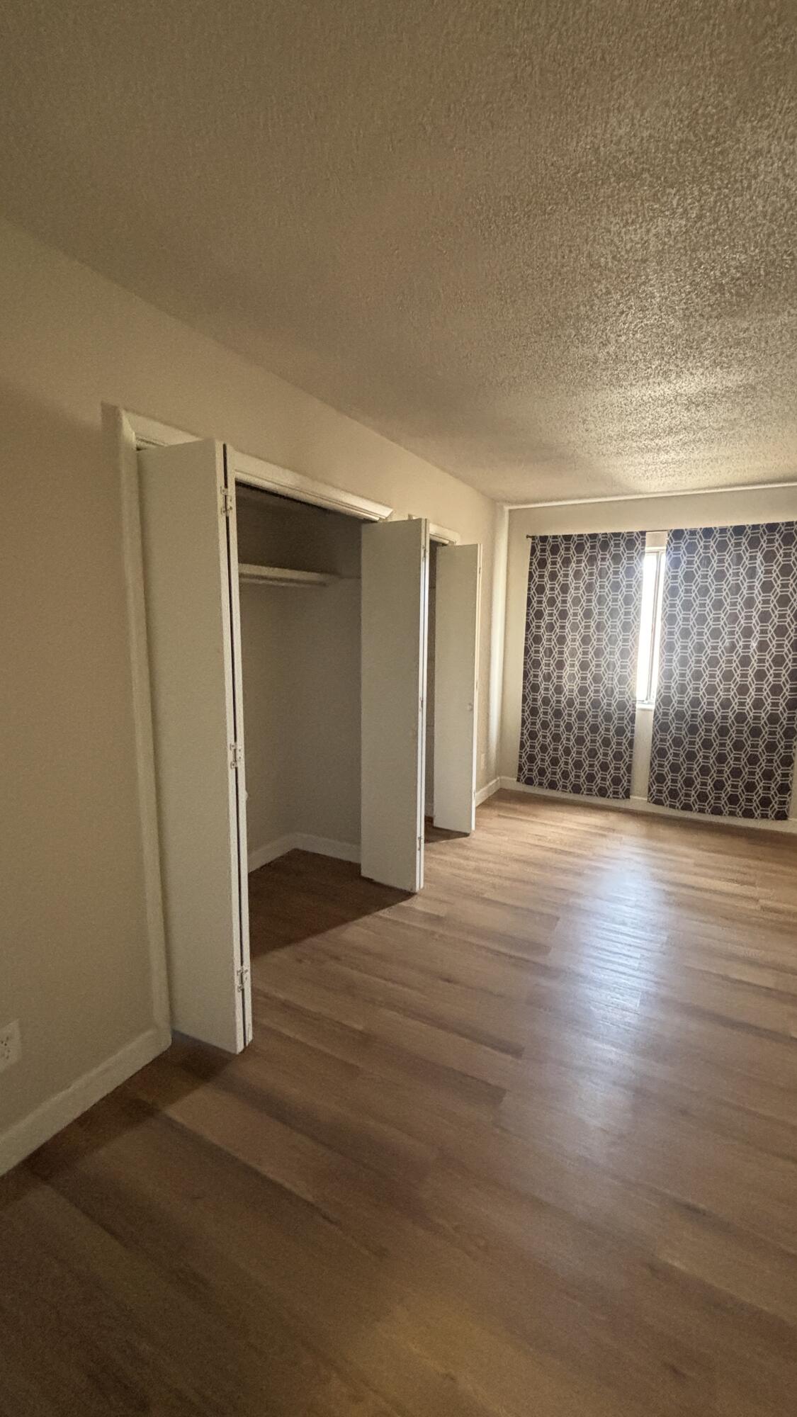 Photo 2 — 1355 Rio Rancho Boulevard SE APT B