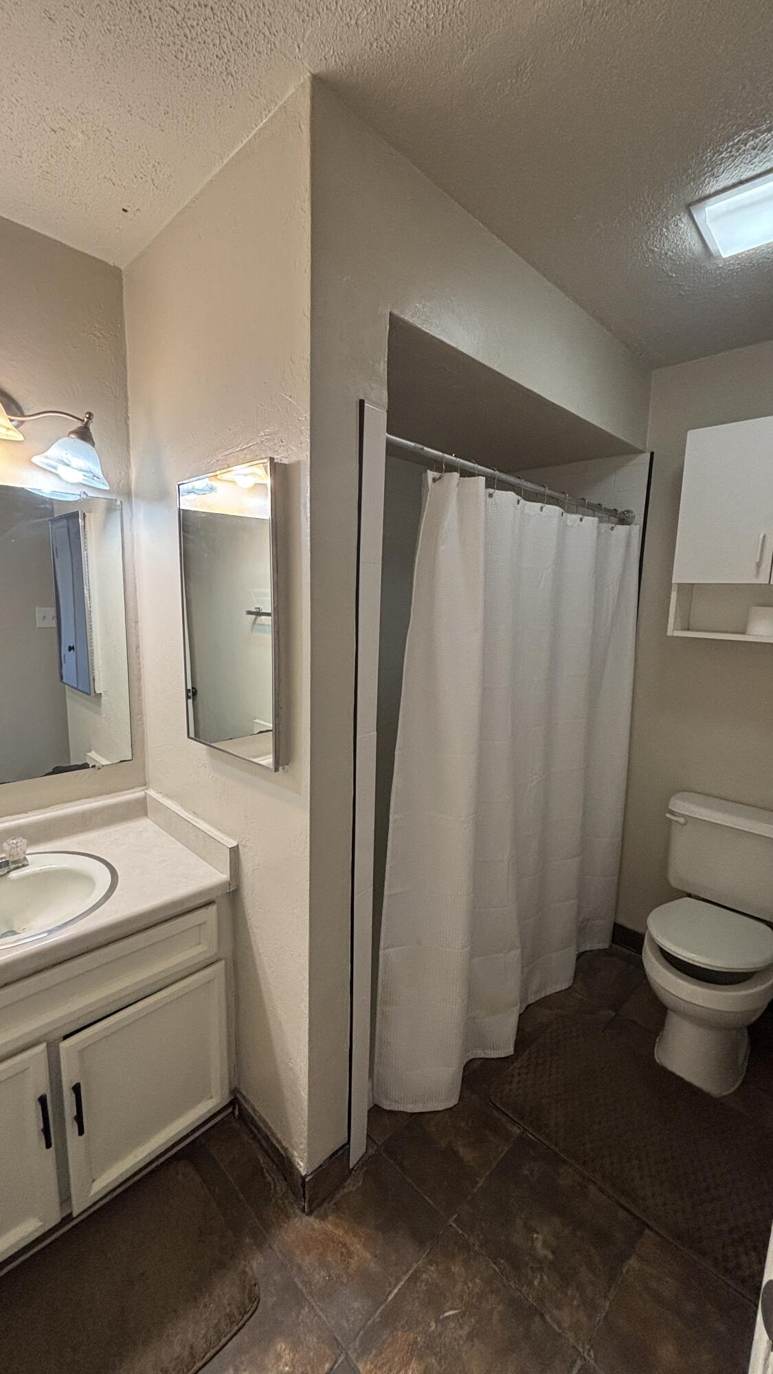 Photo 5 — 1355 Rio Rancho Boulevard SE APT B