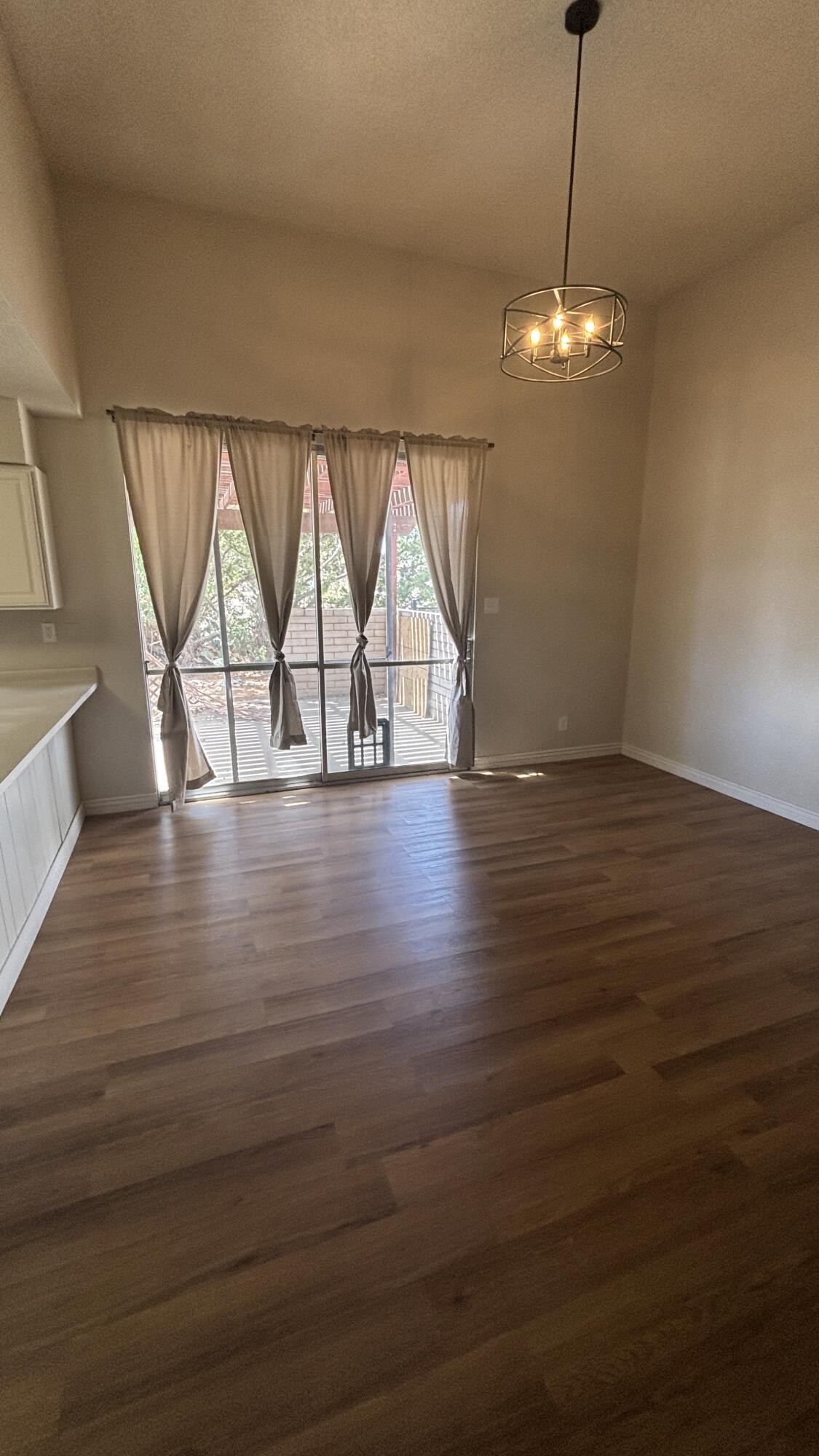 Photo 9 — 1355 Rio Rancho Boulevard SE APT B