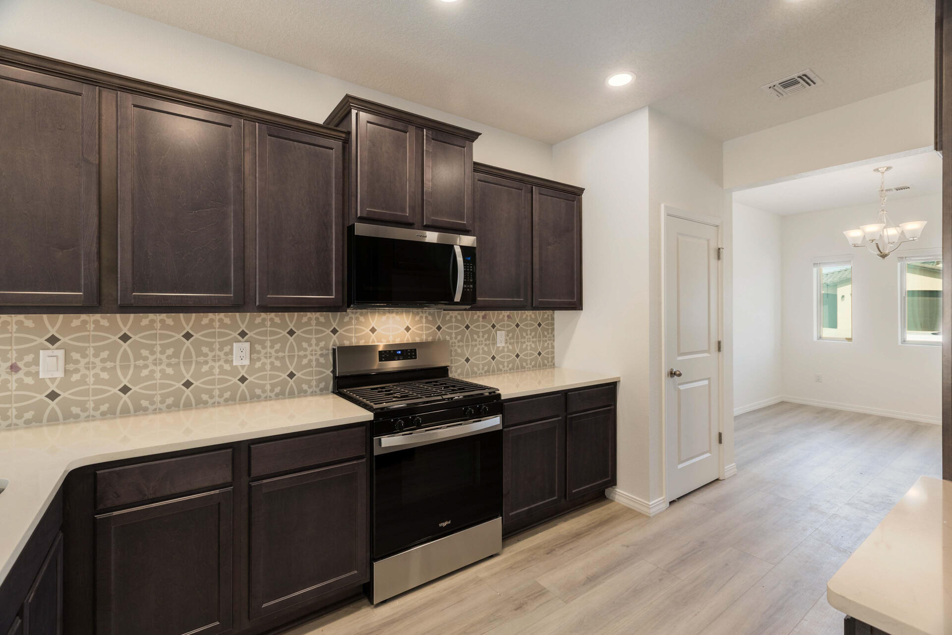 Photo 13 — 1565 Valle De Colores Street NW