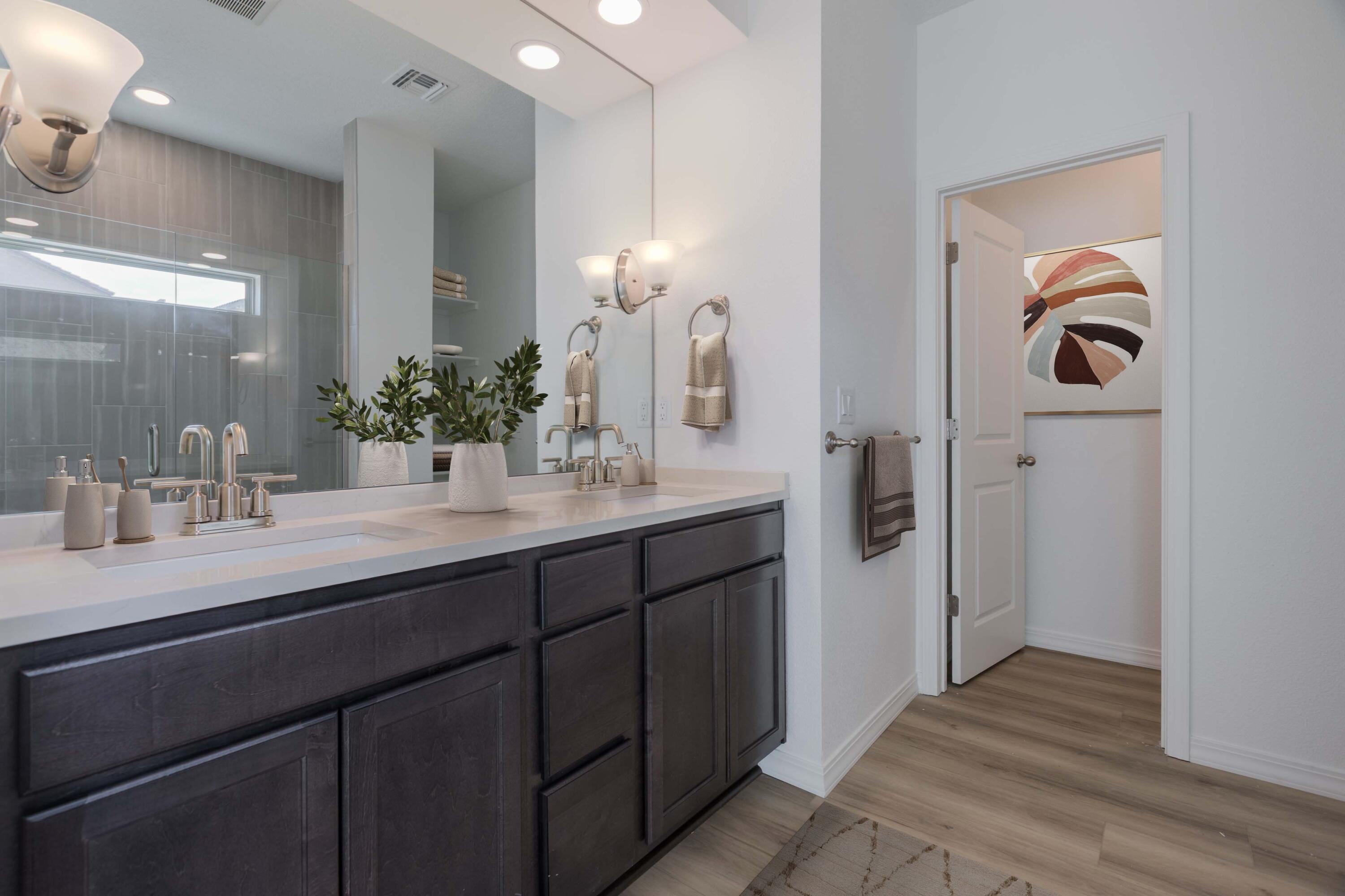 Photo 6 — 1565 Valle De Colores Street NW