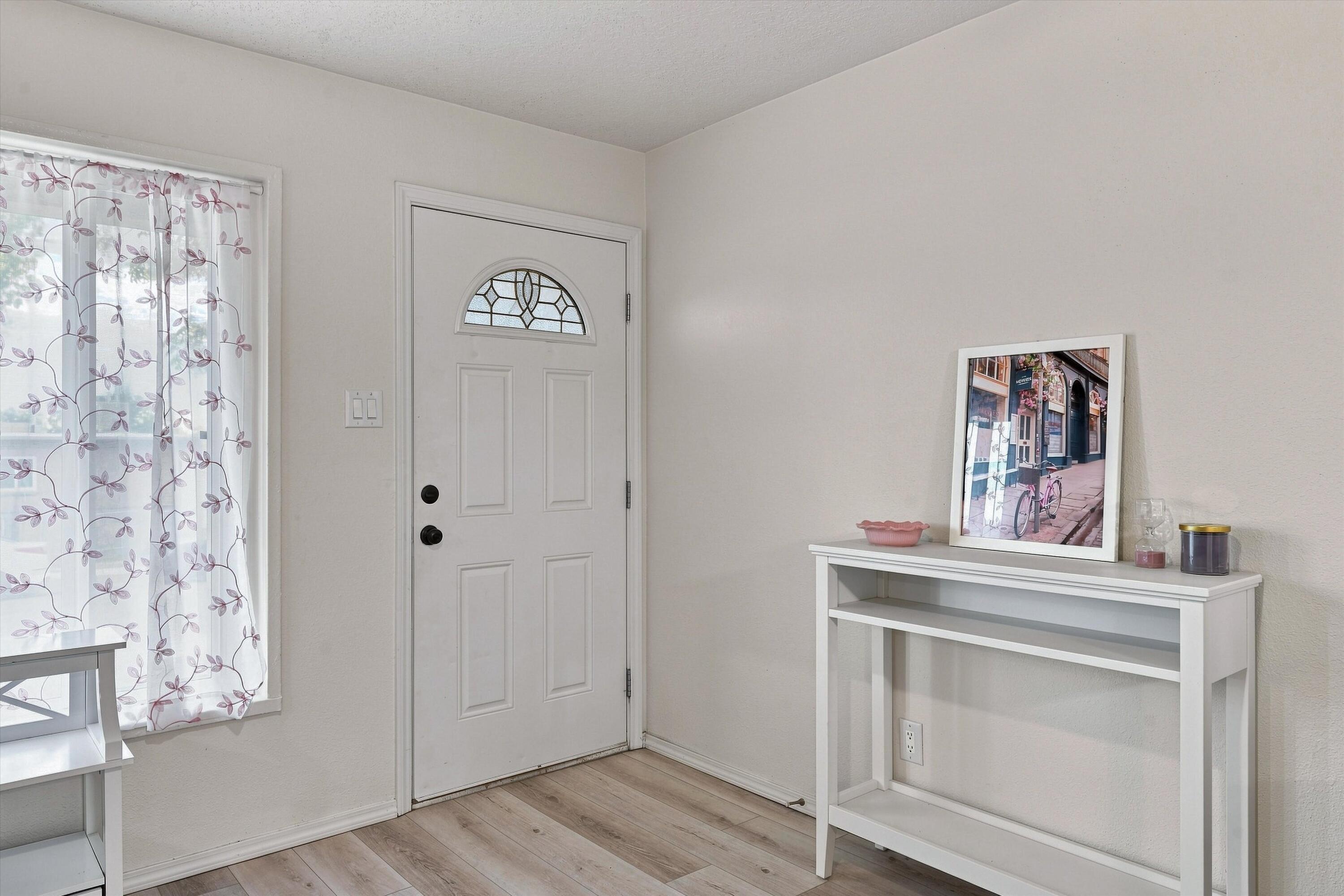Photo 16 — 1224 Muriel Street NE
