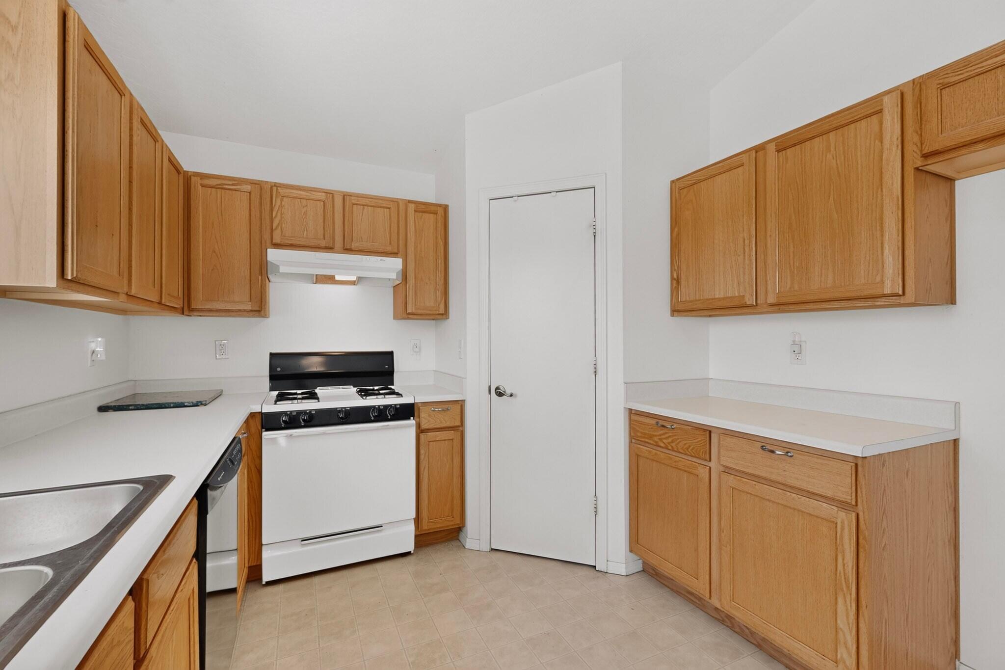 Photo 18 — 5816 Costa Calida Avenue NW