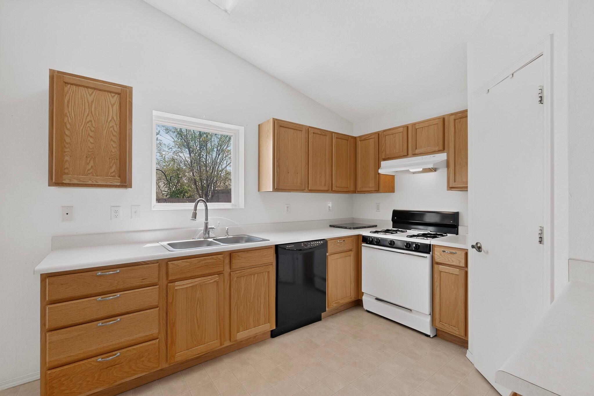 Photo 17 — 5816 Costa Calida Avenue NW