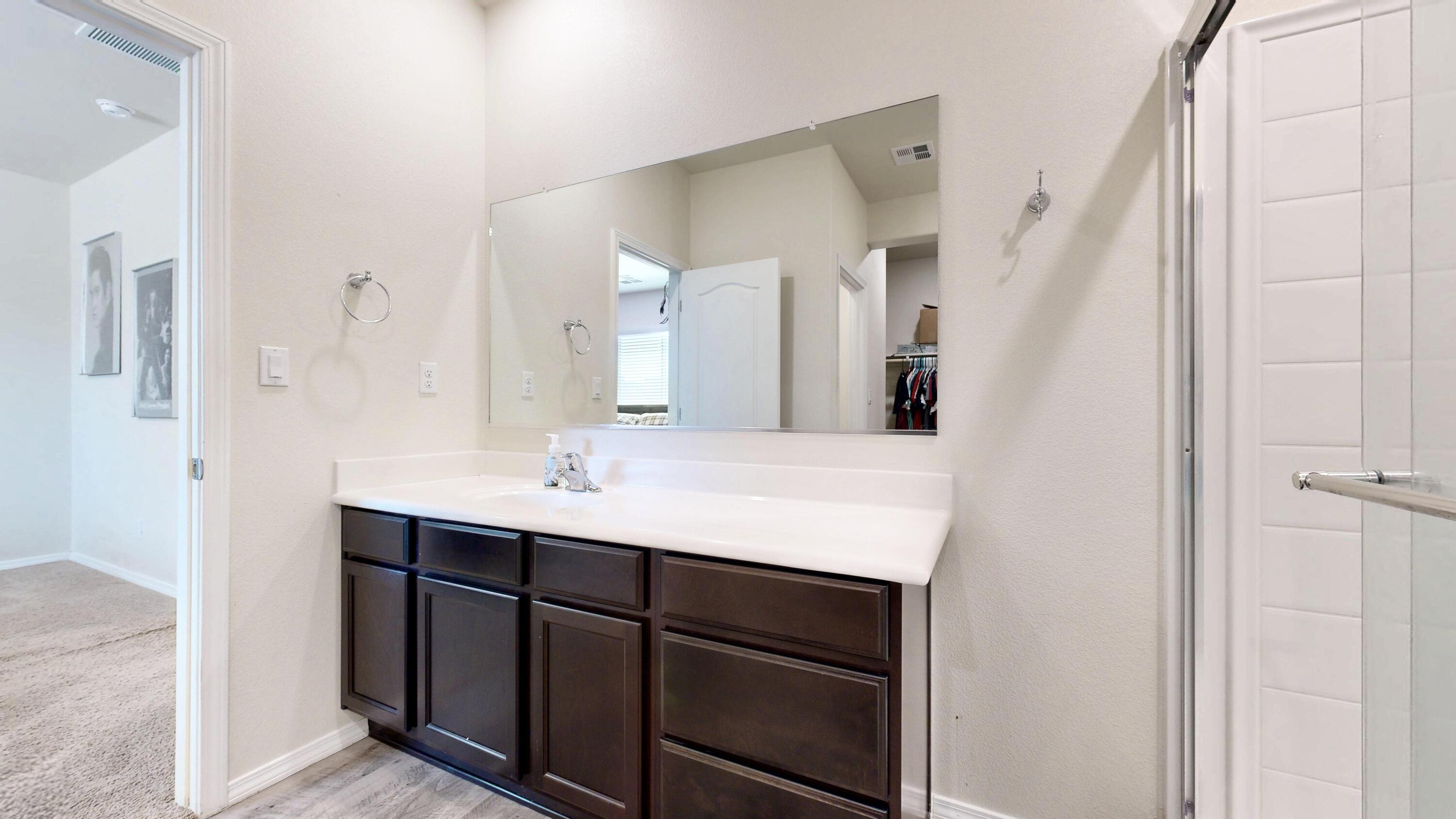Photo 13 — 3603 Timberline Road NE