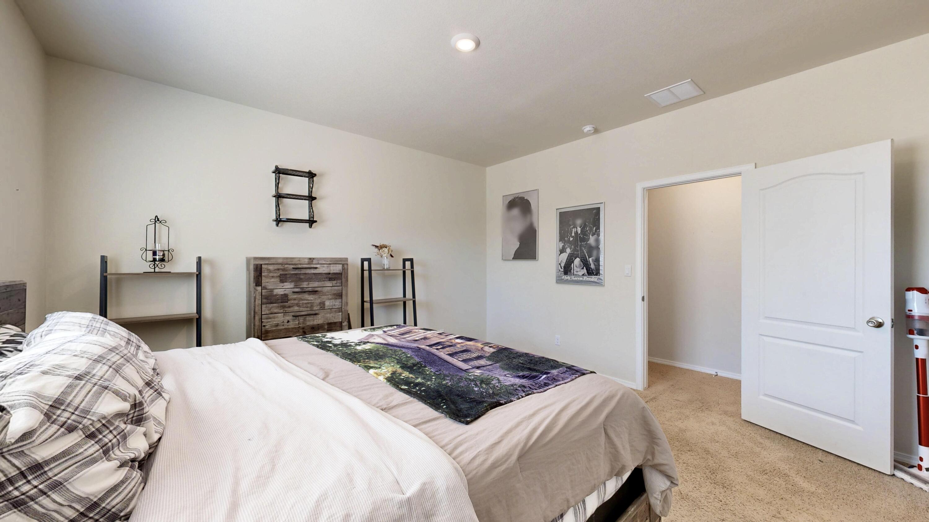 Photo 14 — 3603 Timberline Road NE
