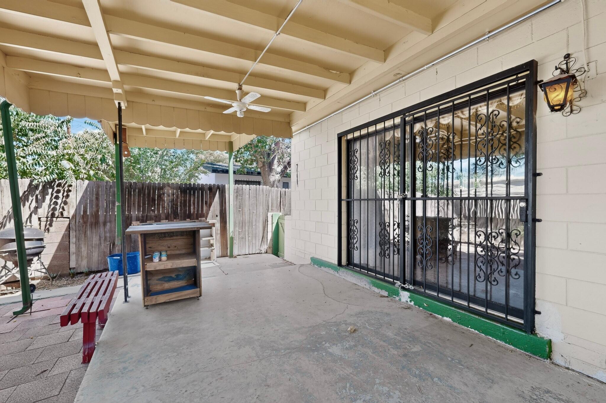 Photo 11 — 1501 Mary Ellen Street NE