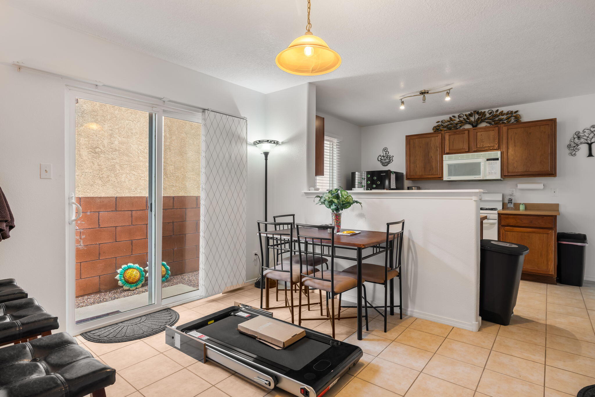 Photo 2 — 3808 Lonesome Ridge Street NE