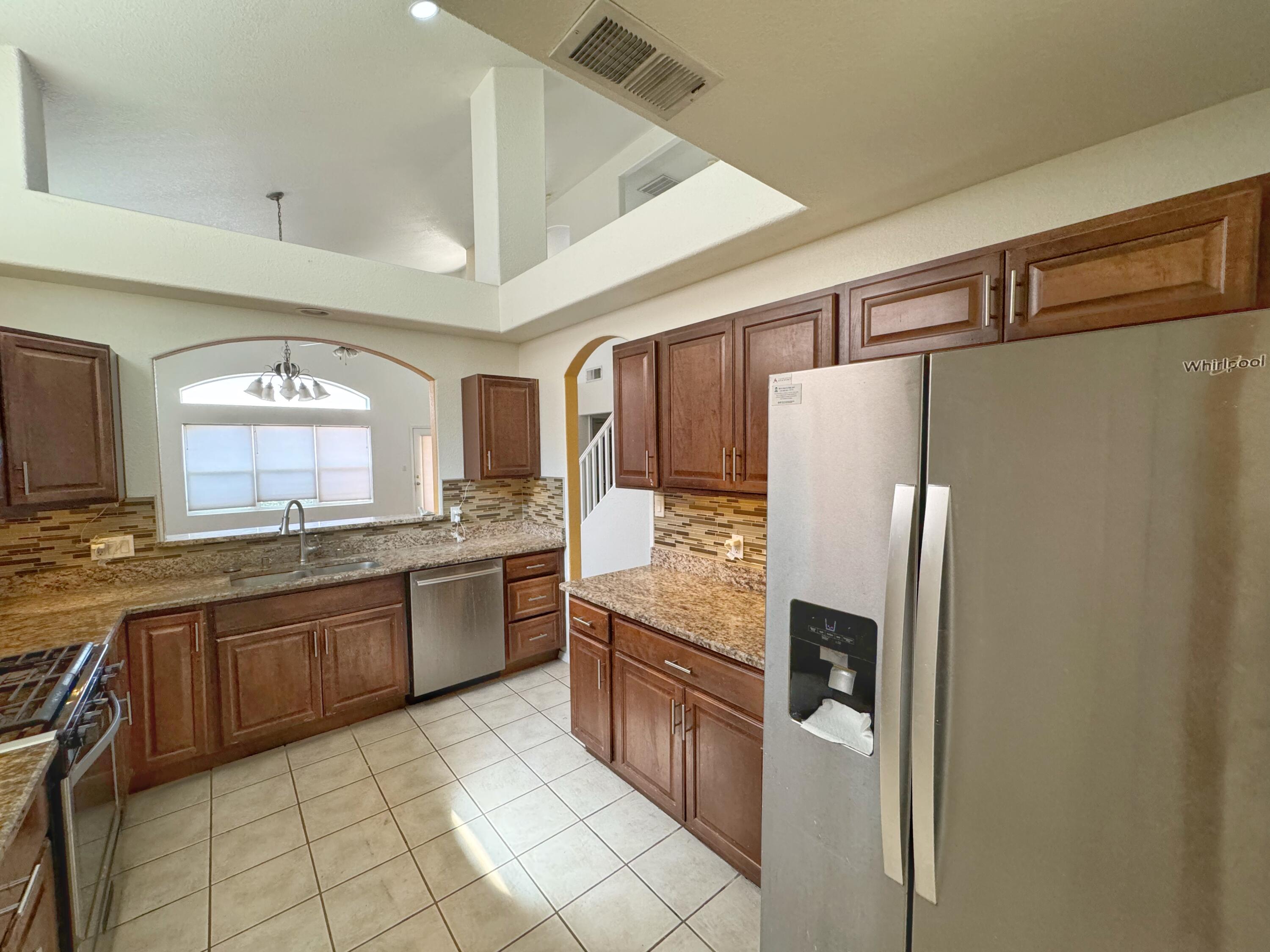 Photo 19 — 7424 Desert Eagle Road NE